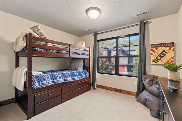 Spavaća soba 3, na katu (pomoćni ležaj na izvlačenje)