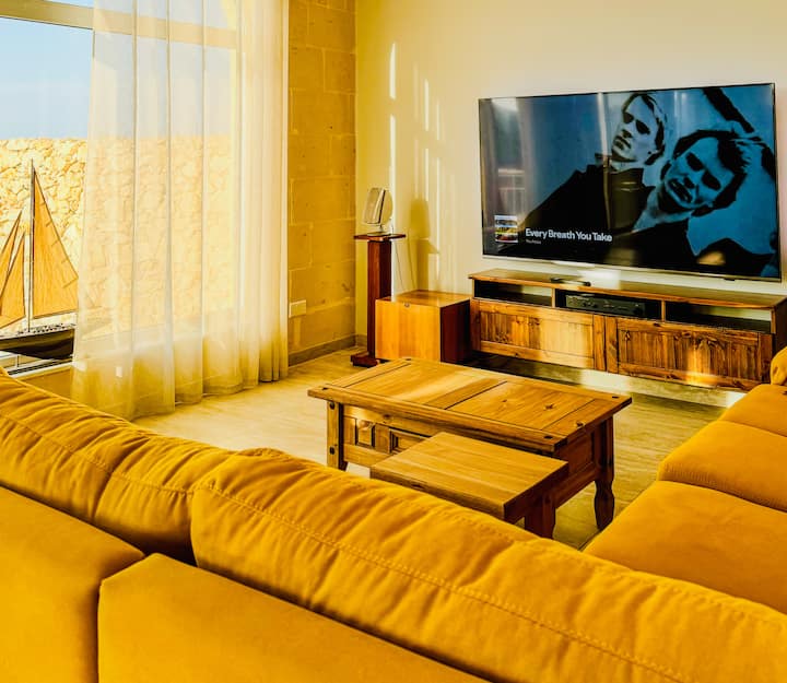 Pitt House | Private Pool | 5br Ensuite & Bbq - Malta