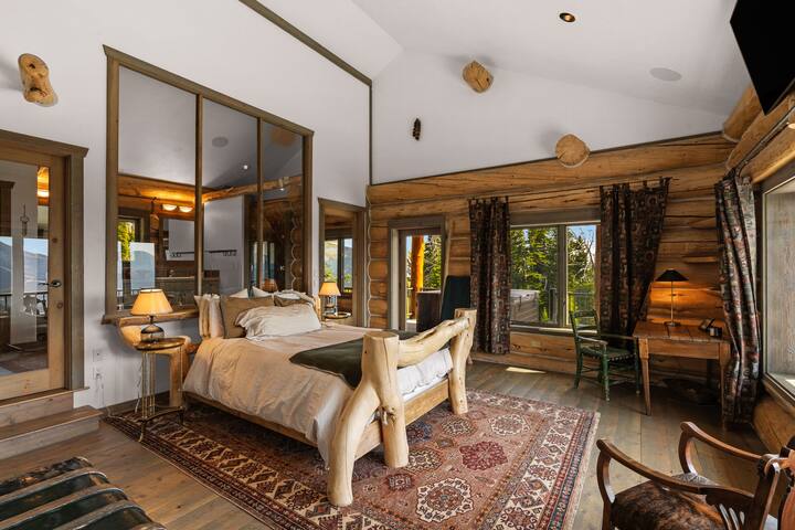 Beehive Palace – Alpine Big Sky