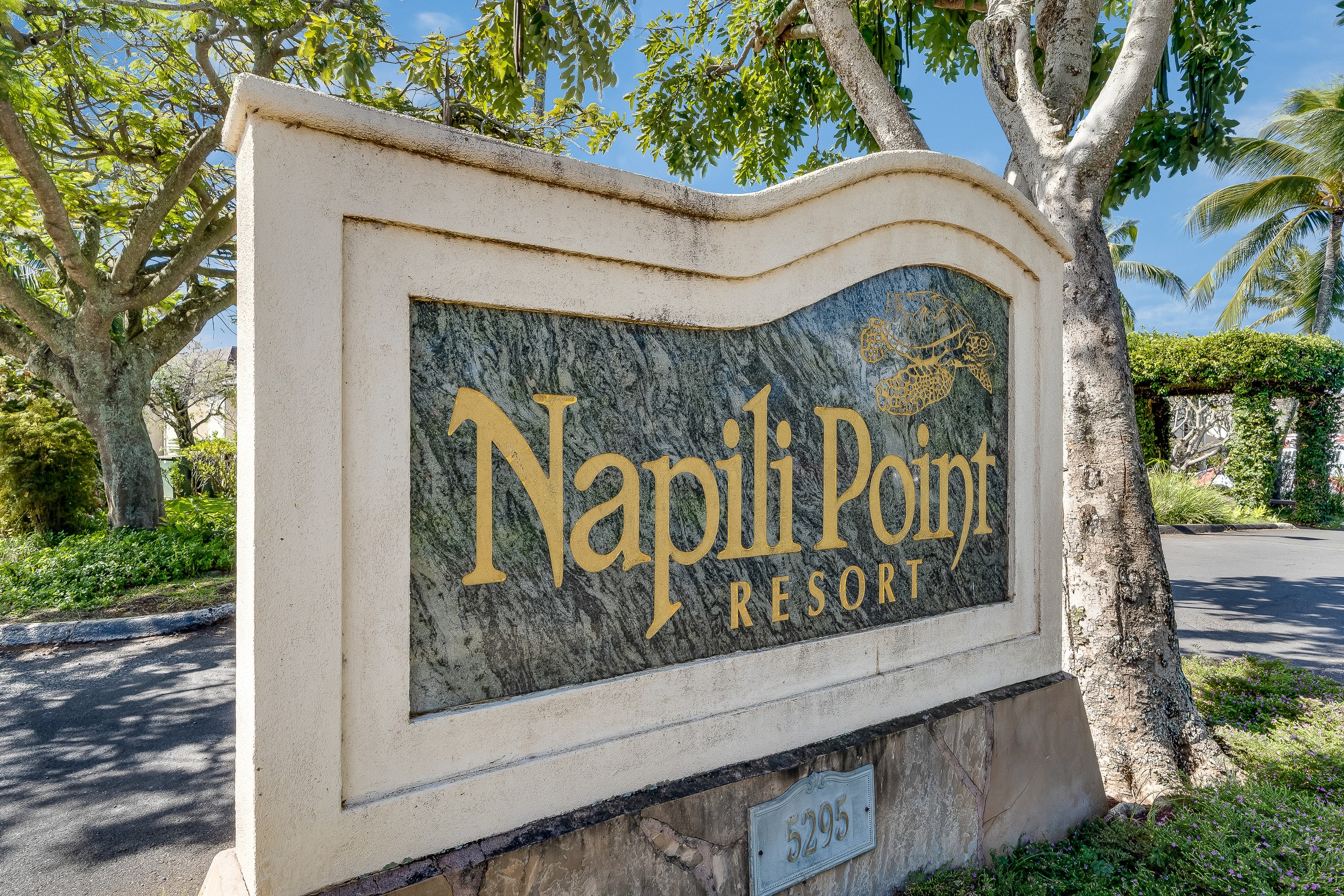 Condo in Lahaina · ★5.0 · 1 bedroom · 2 beds · 1 bath - Image 26