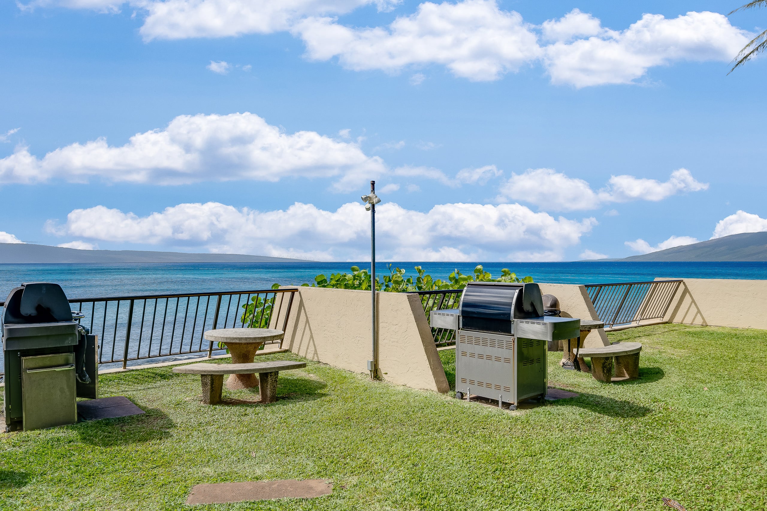 Condo in Lahaina · ★5.0 · 1 bedroom · 2 beds · 1 bath - Image 41