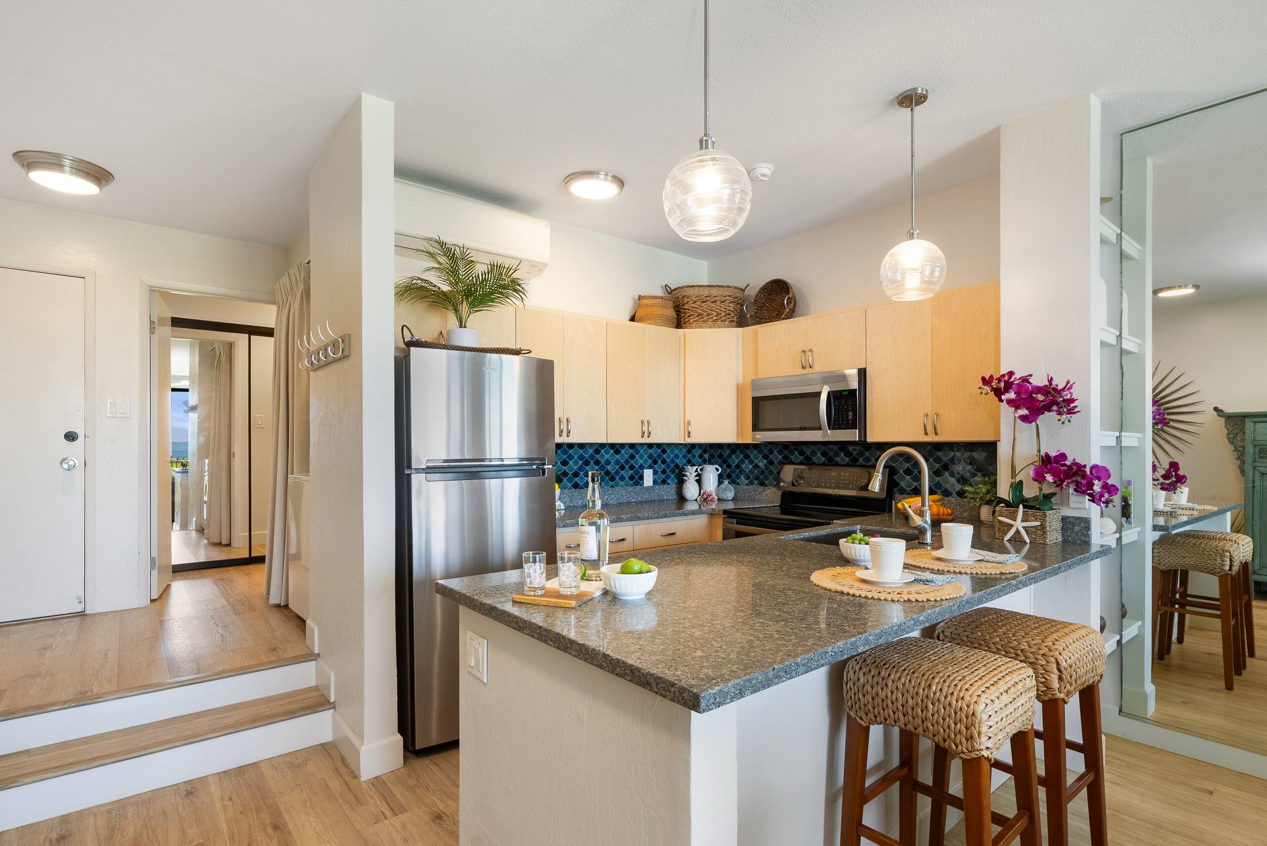 Condo in Lahaina · ★5.0 · 1 bedroom · 2 beds · 1 bath - Image 10