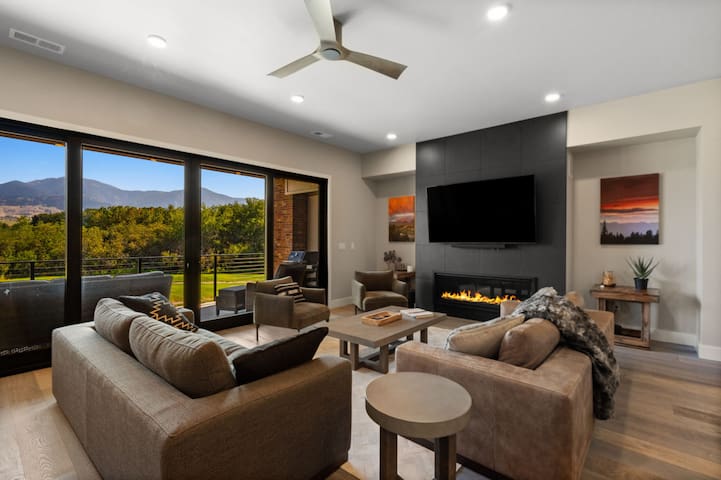 Bridger Vale Retreat