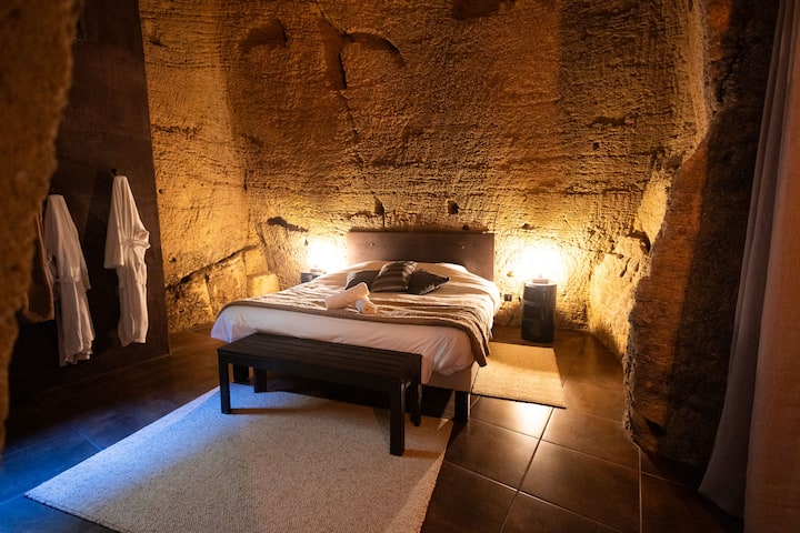 Logement Troglo Unique Avec Spa Privatif - Doué-la-Fontaine