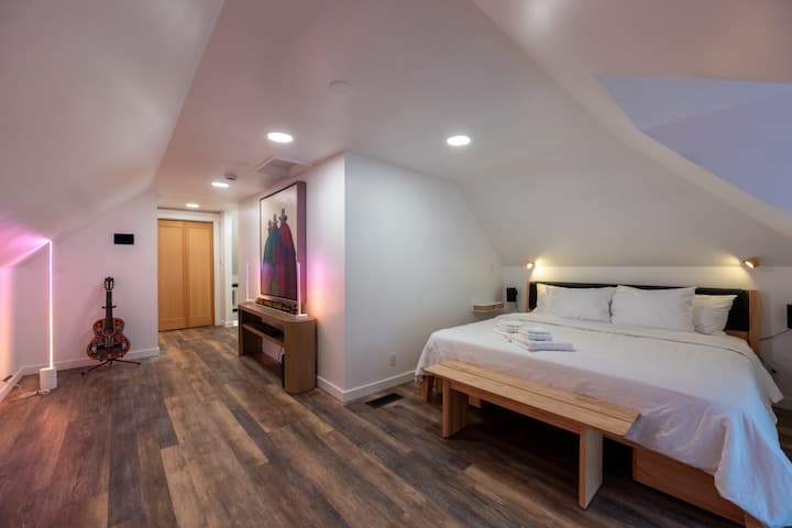 Na katu King Spavaća soba