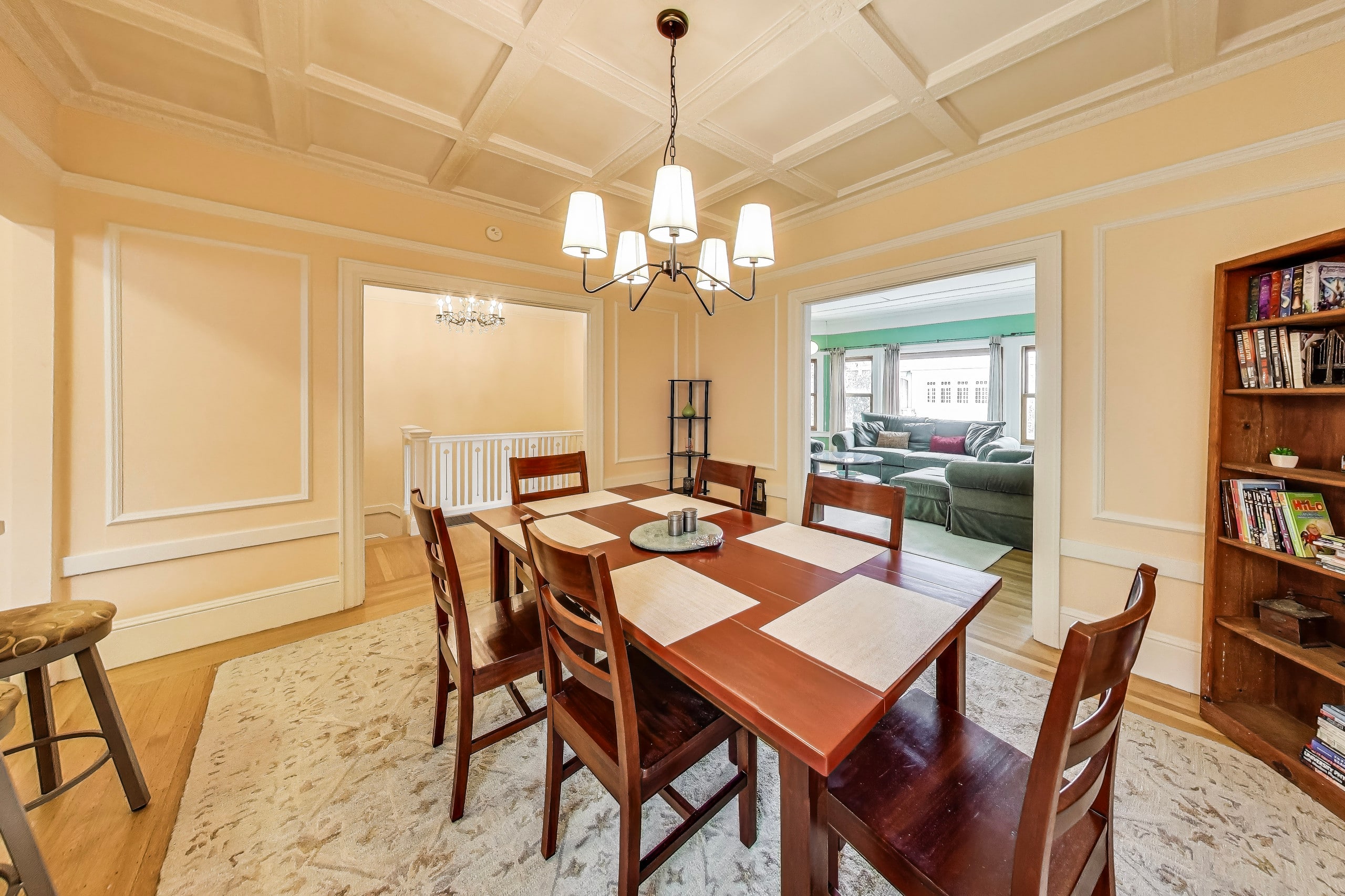 Home in San Francisco · ★4.38 · 4 bedrooms · 5 beds · 2 baths - Image 6