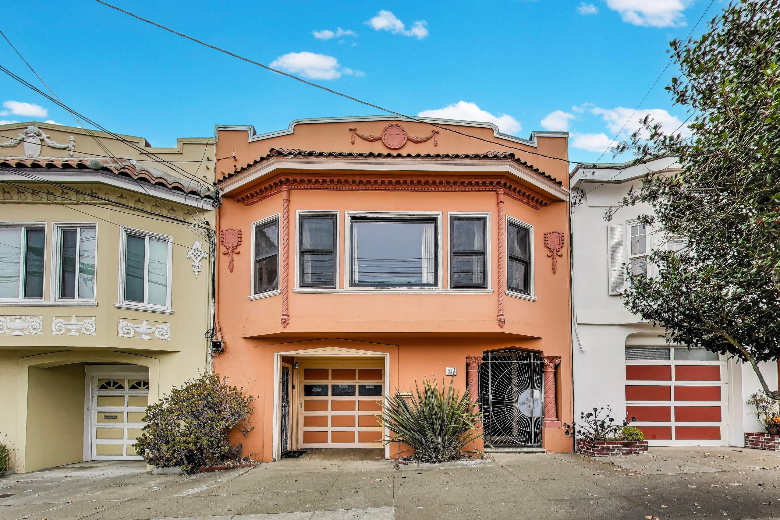Home in San Francisco · ★4.38 · 4 bedrooms · 5 beds · 2 baths - Image 24