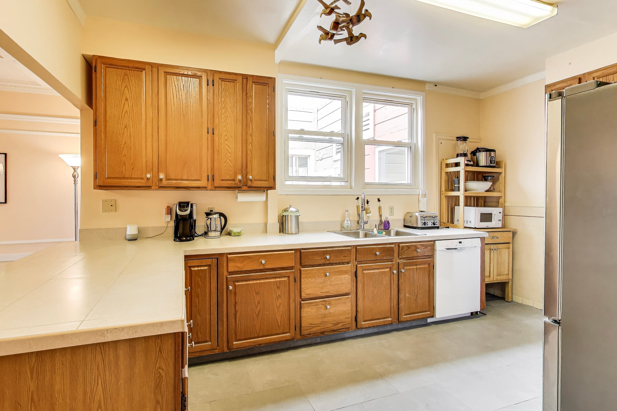 Home in San Francisco · ★4.38 · 4 bedrooms · 5 beds · 2 baths - Image 5