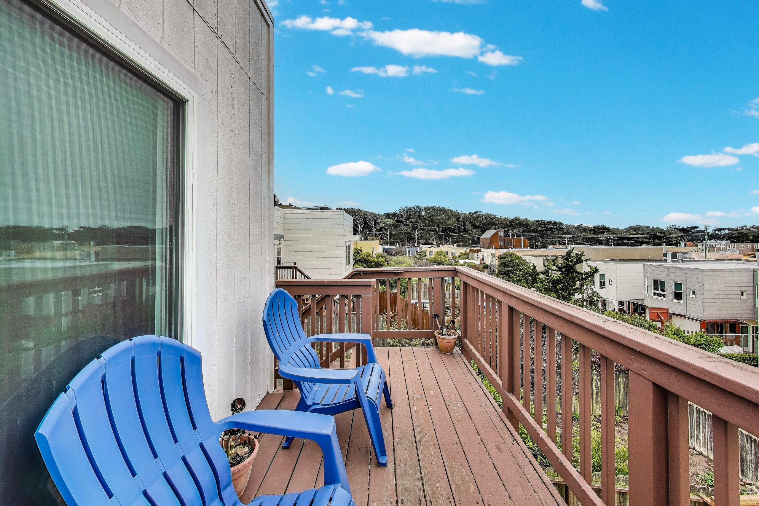 Home in San Francisco · ★4.38 · 4 bedrooms · 5 beds · 2 baths - Image 22