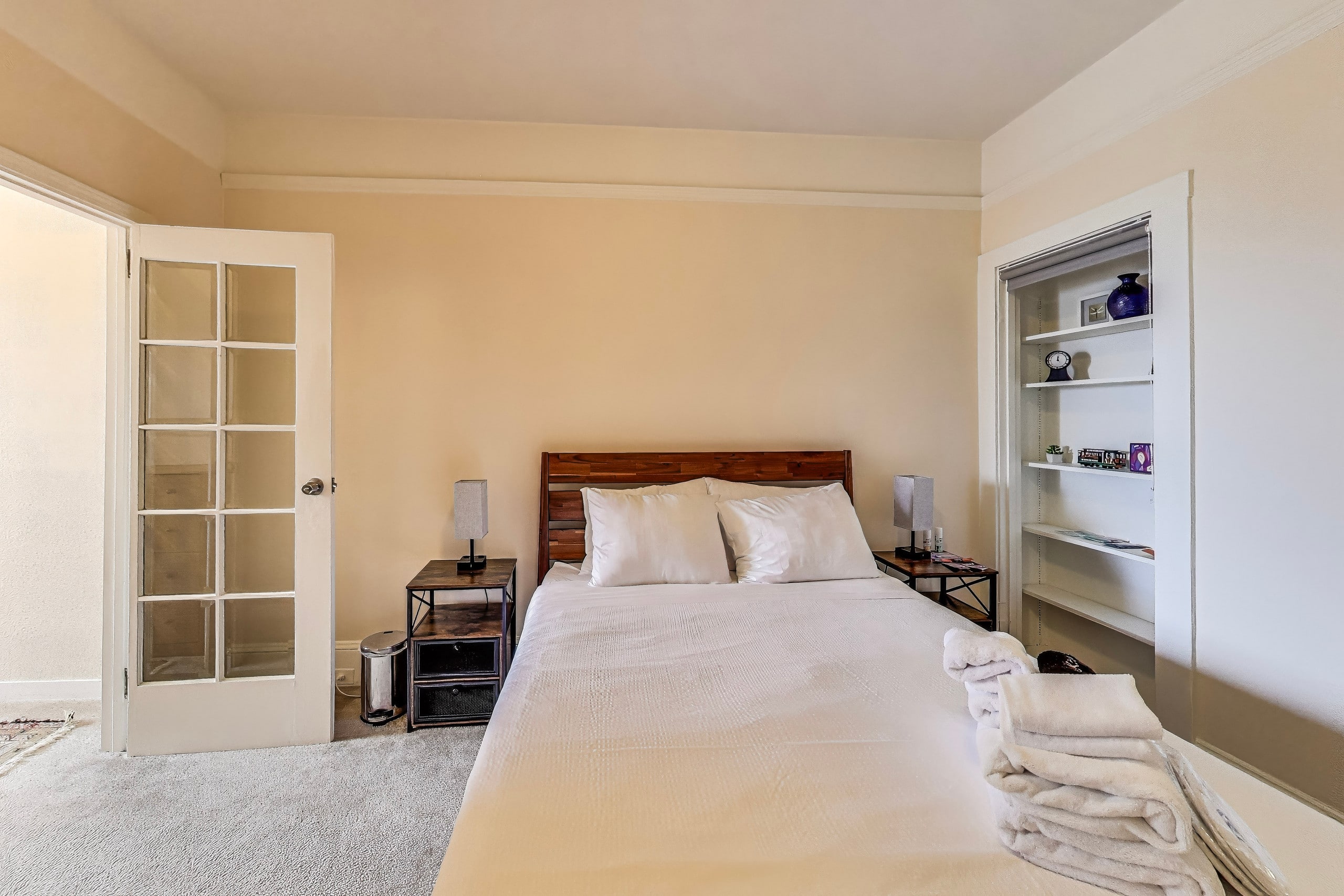 Home in San Francisco · ★4.38 · 4 bedrooms · 5 beds · 2 baths - Image 10