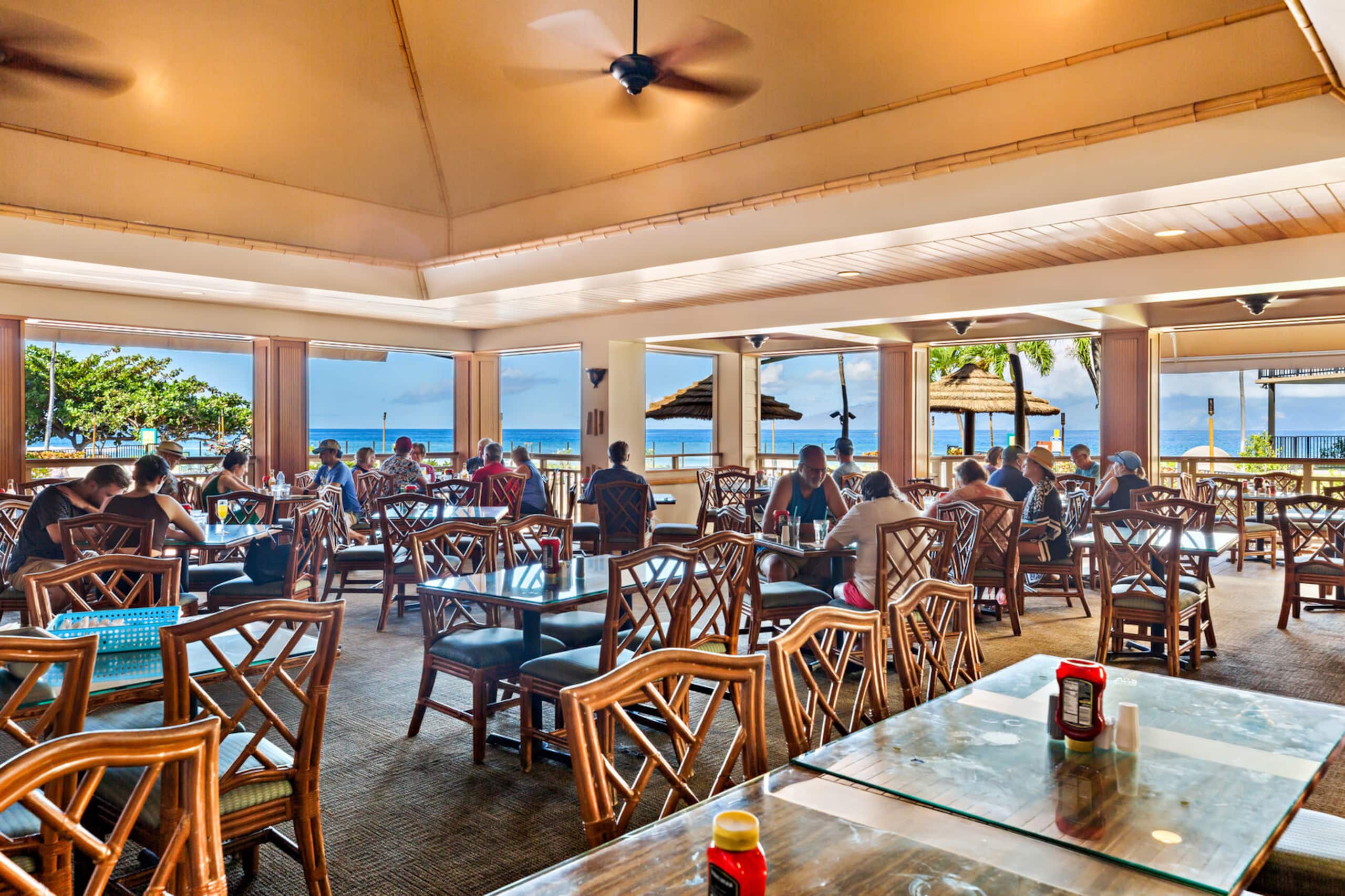 Condo in Lahaina · ★5.0 · 1 bedroom · 2 beds · 1 private bath - Image 35