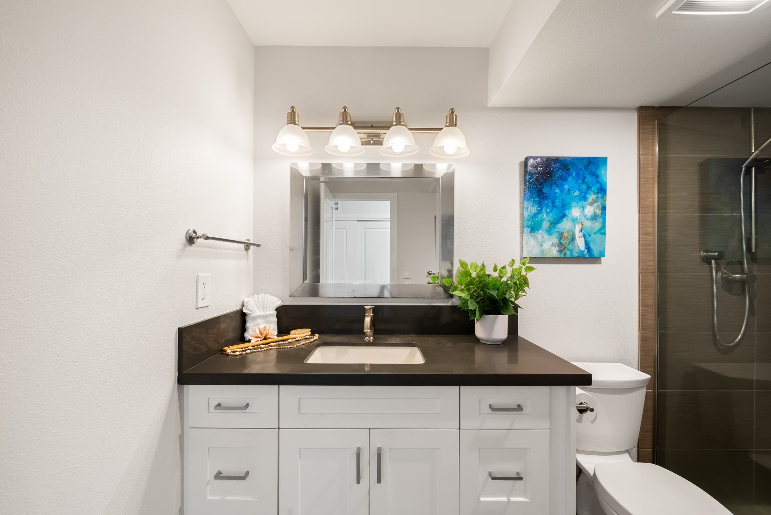 Condo in Lahaina · ★5.0 · 1 bedroom · 2 beds · 1 bath - Image 27