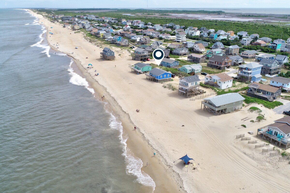 4BR updated oceanfront home - dog-friendly
