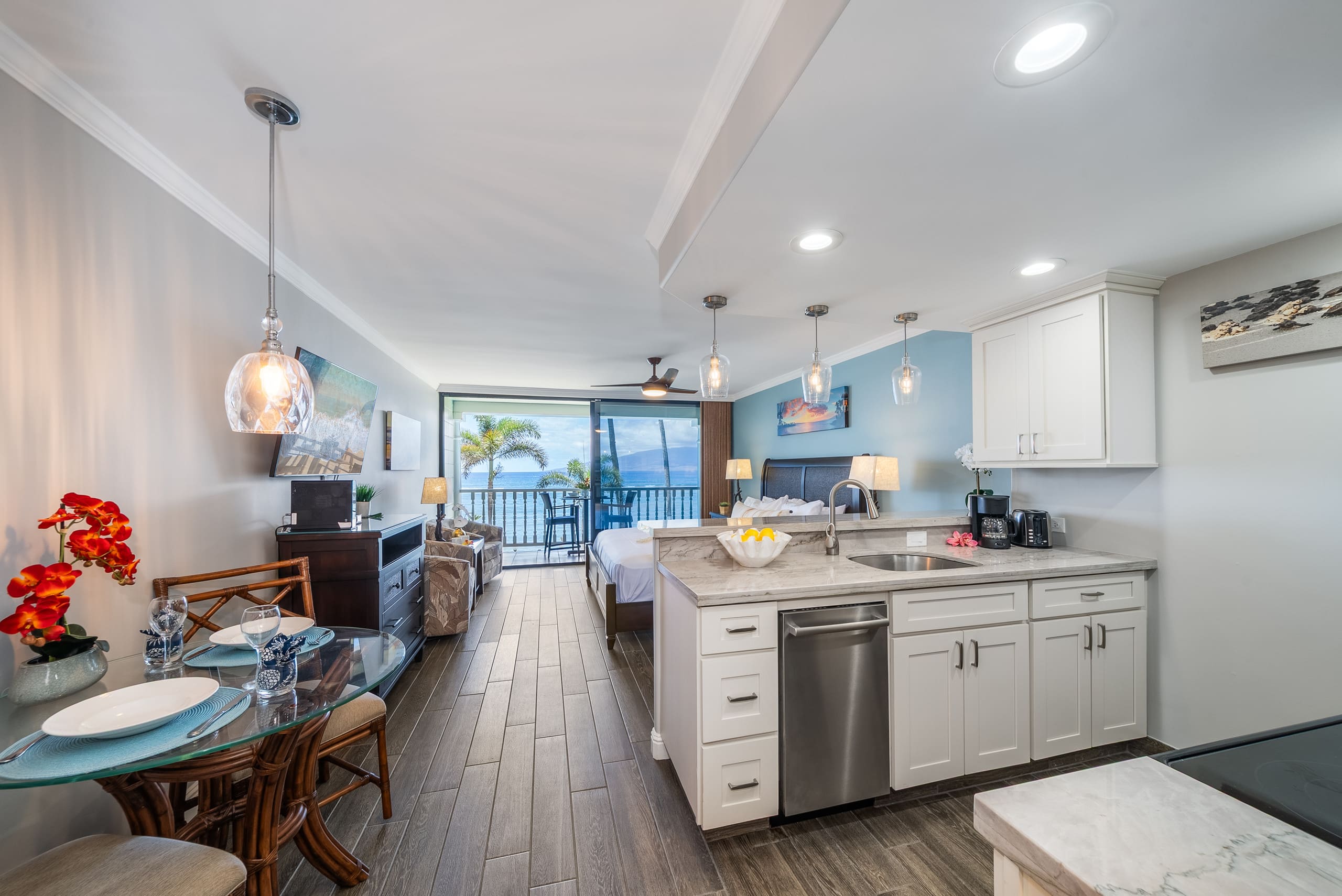 Condo in Lahaina · ★5.0 · 1 bedroom · 1 bed · 1 bath - Image 2