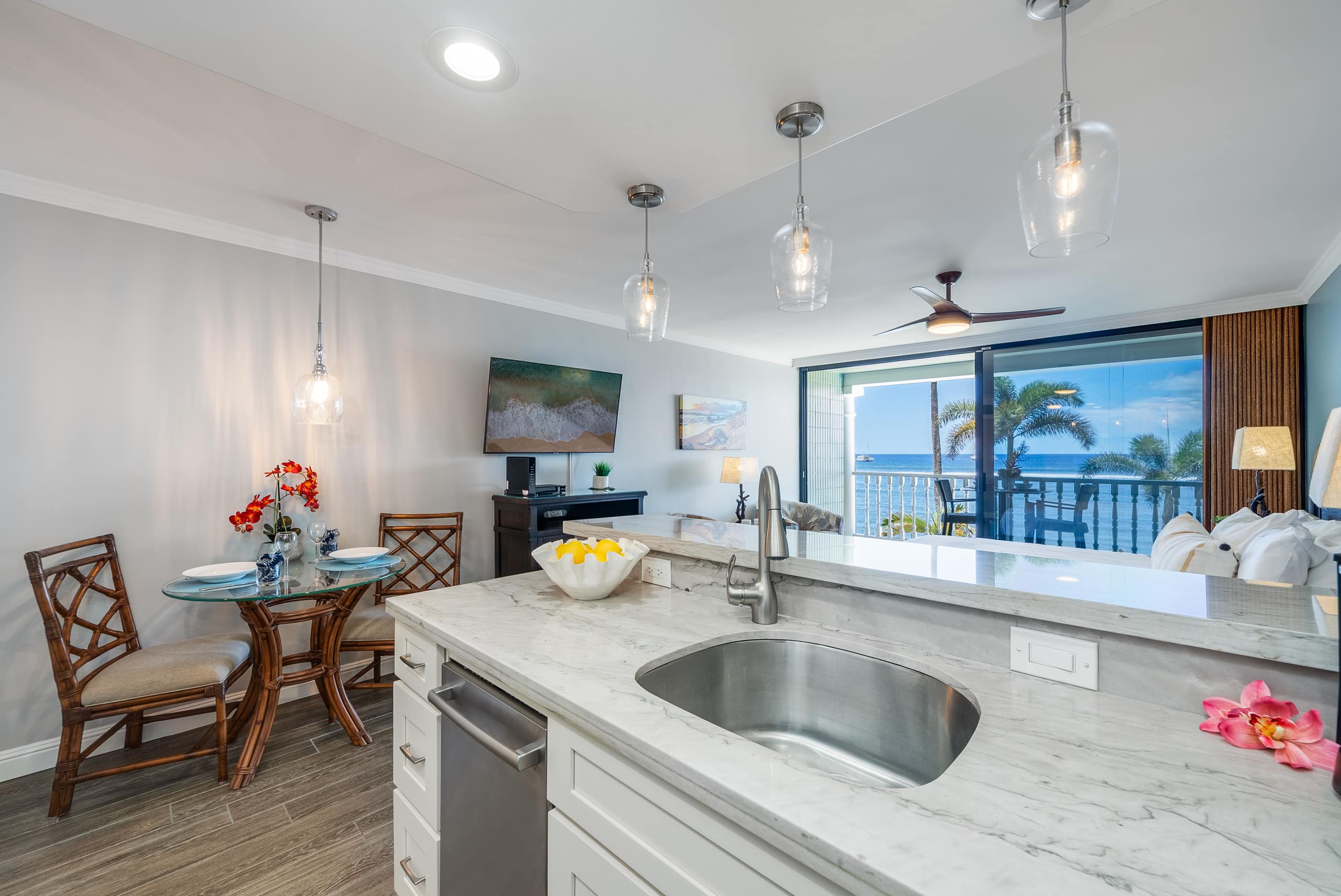 Condo in Lahaina · ★5.0 · 1 bedroom · 1 bed · 1 bath - Image 20