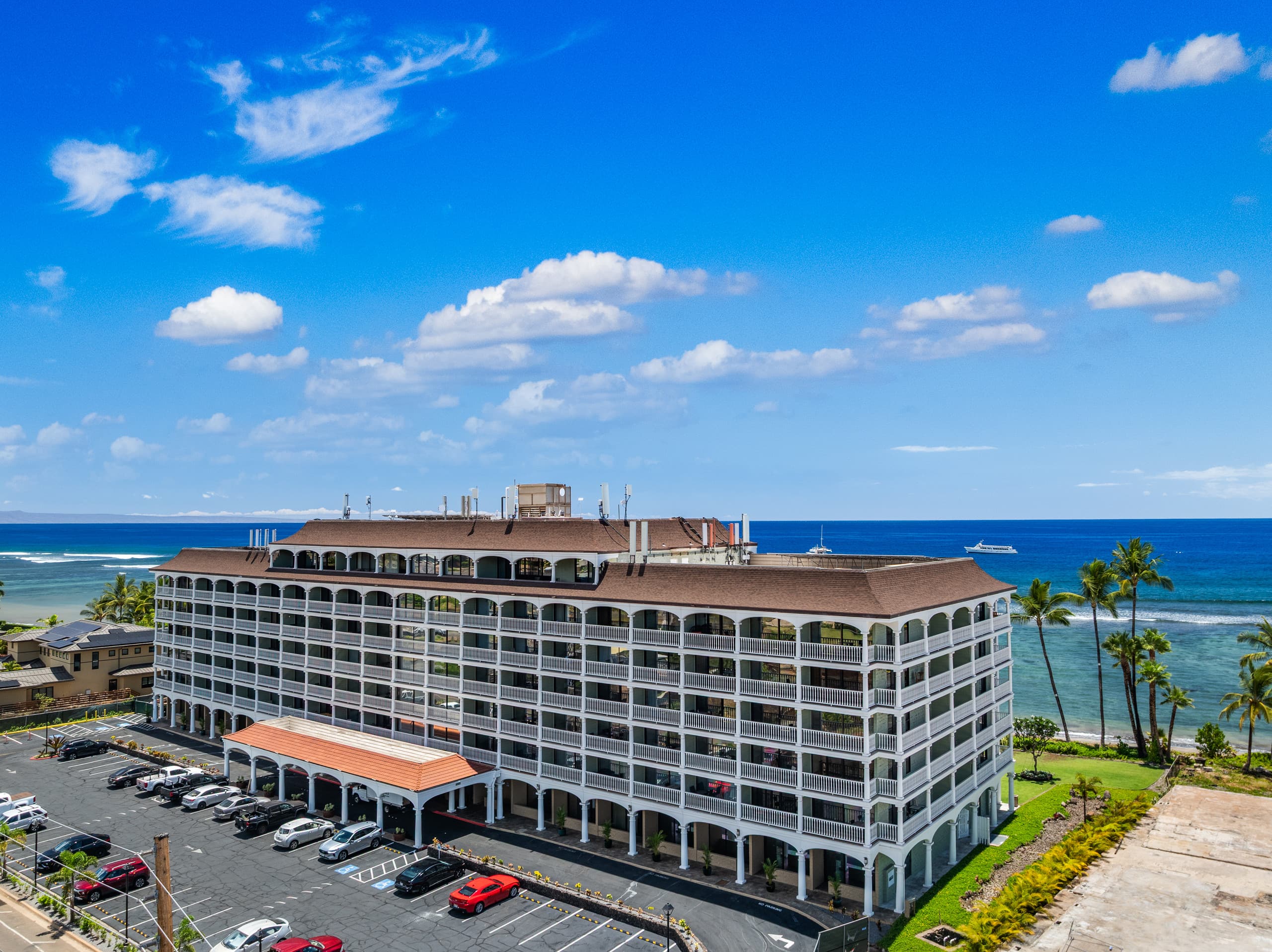Condo in Lahaina · ★5.0 · 1 bedroom · 2 beds · 2 baths - Image 38