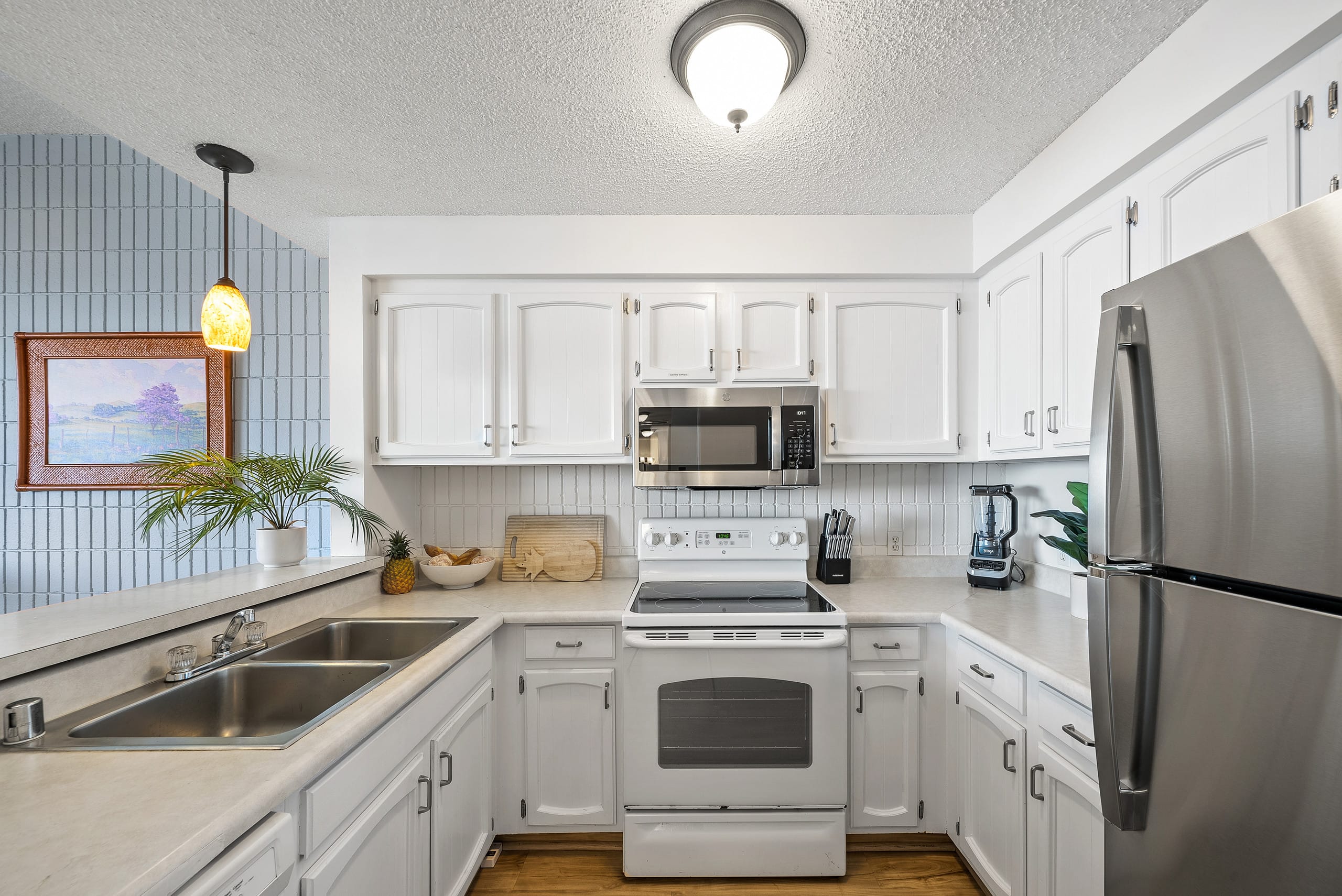Condo in Lahaina · ★5.0 · 1 bedroom · 2 beds · 2 baths - Image 8