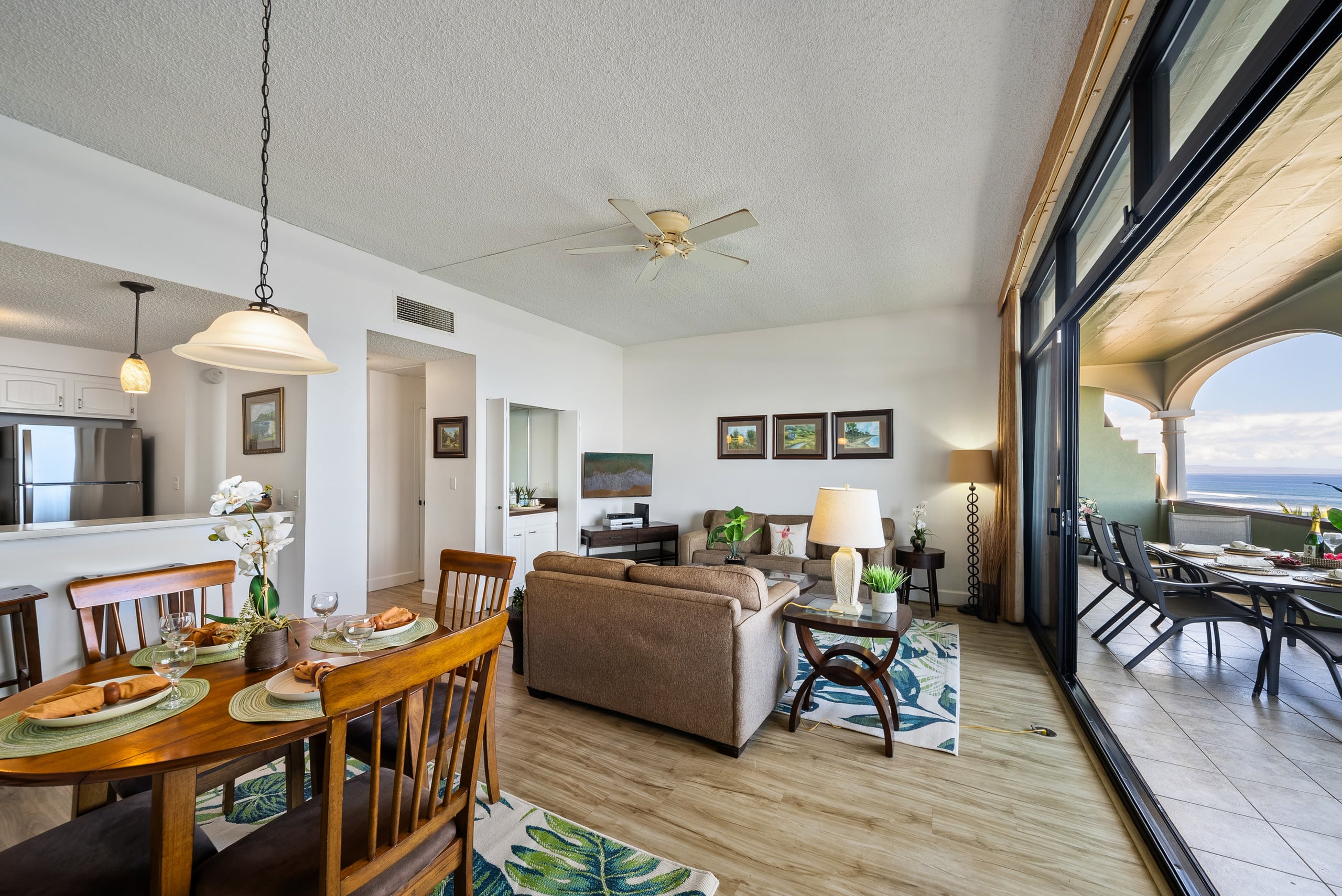 Condo in Lahaina · ★5.0 · 1 bedroom · 2 beds · 2 baths - Image 5