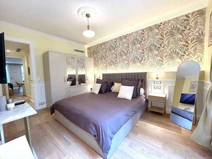 Appartement 4* De 52m² - Nation - 4p - Concorde / Madeleine
