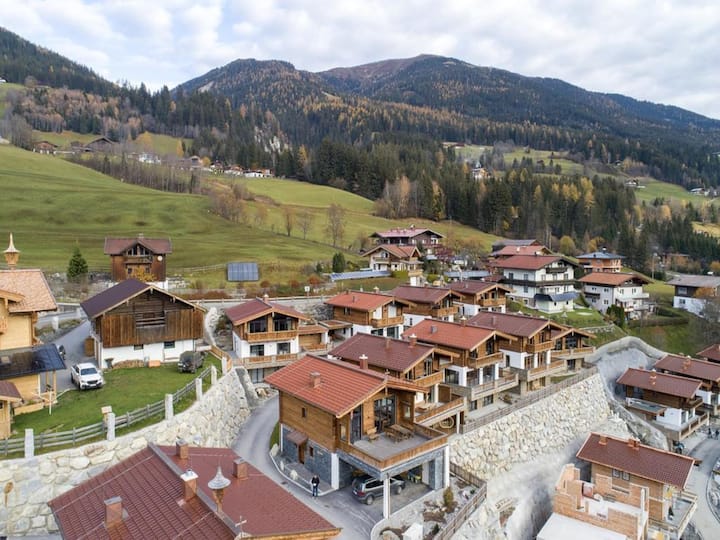 Chalet Alpin Avec Vue Sur La Montagne - Neukirchen am Großvenediger