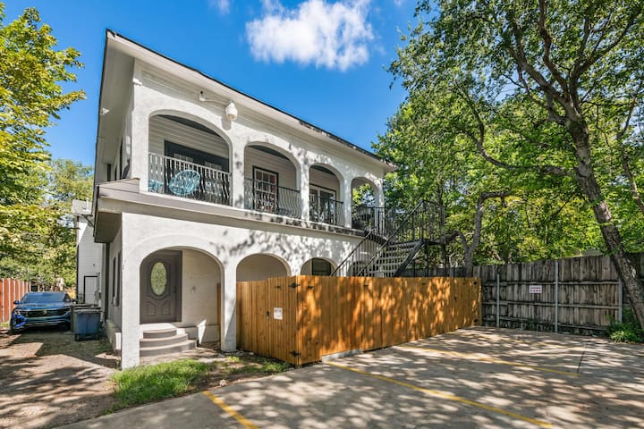 Dallas Greenville Home