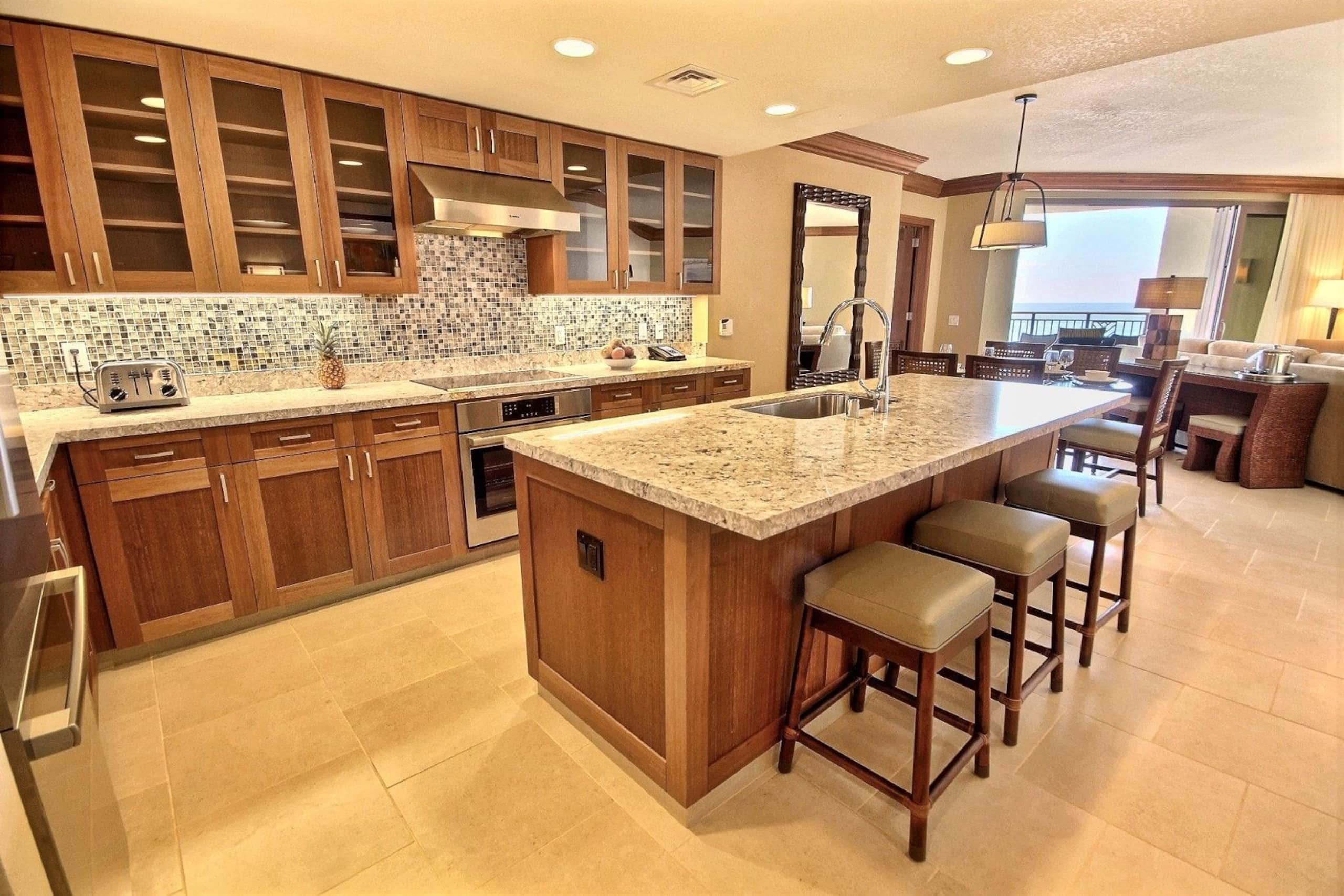 Condo in Lahaina · ★5.0 · 2 bedrooms · 4 beds · 2 baths - Image 12