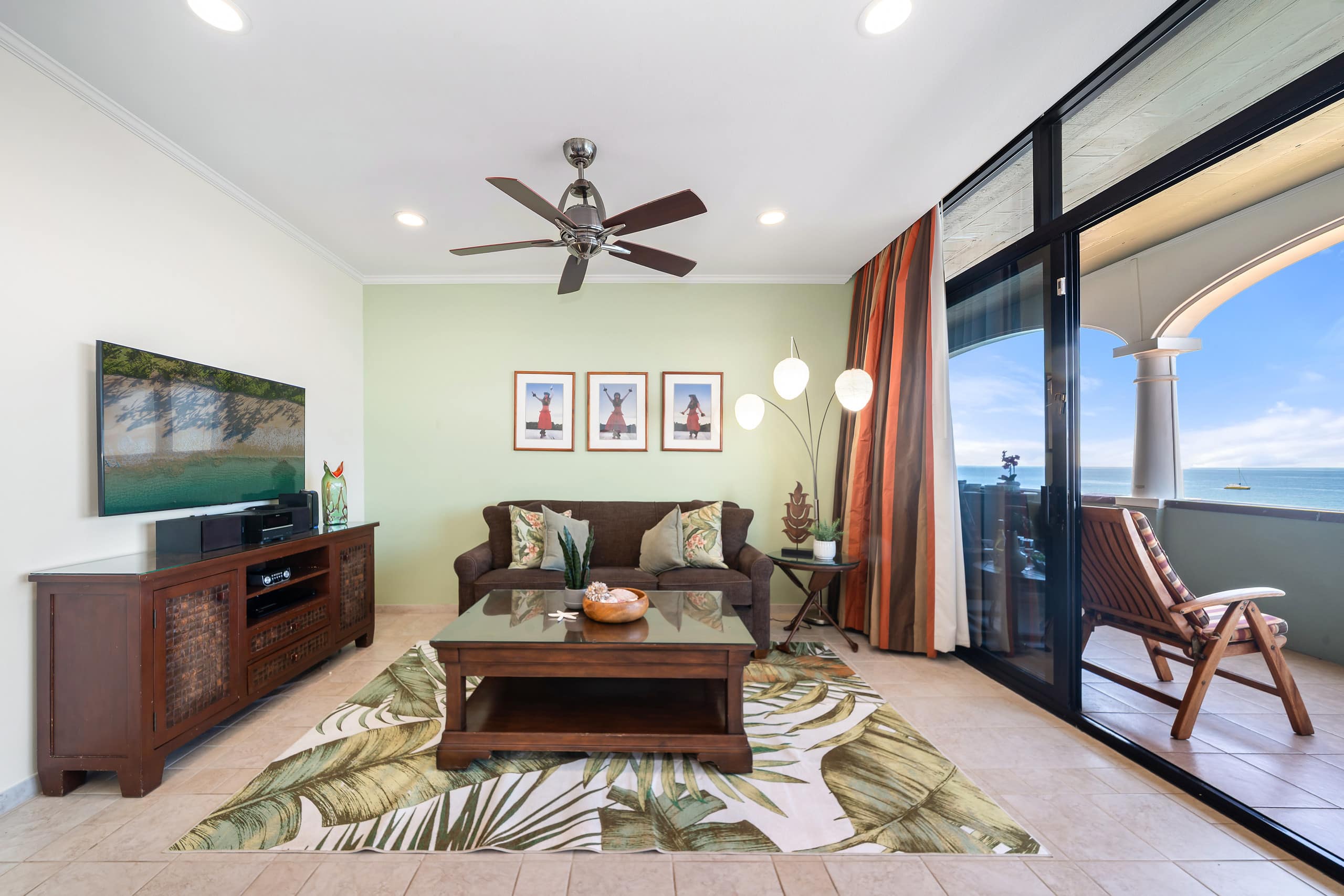 Condo in Lahaina · ★5.0 · 1 bedroom · 2 beds · 2 baths - Image 4