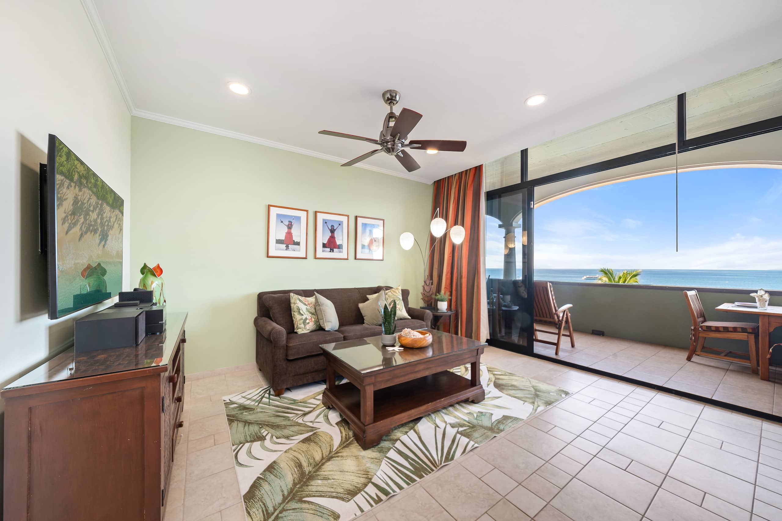 Condo in Lahaina · ★5.0 · 1 bedroom · 2 beds · 2 baths - Image 3