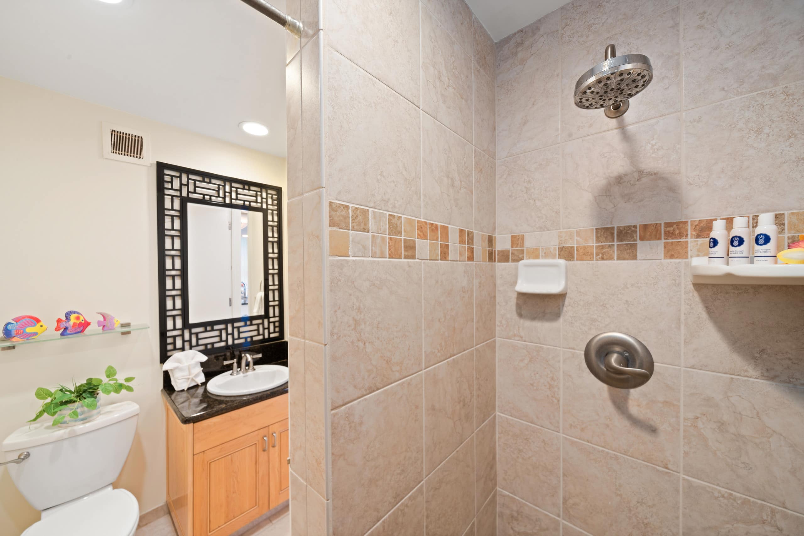 Condo in Lahaina · ★5.0 · 1 bedroom · 2 beds · 2 baths - Image 27