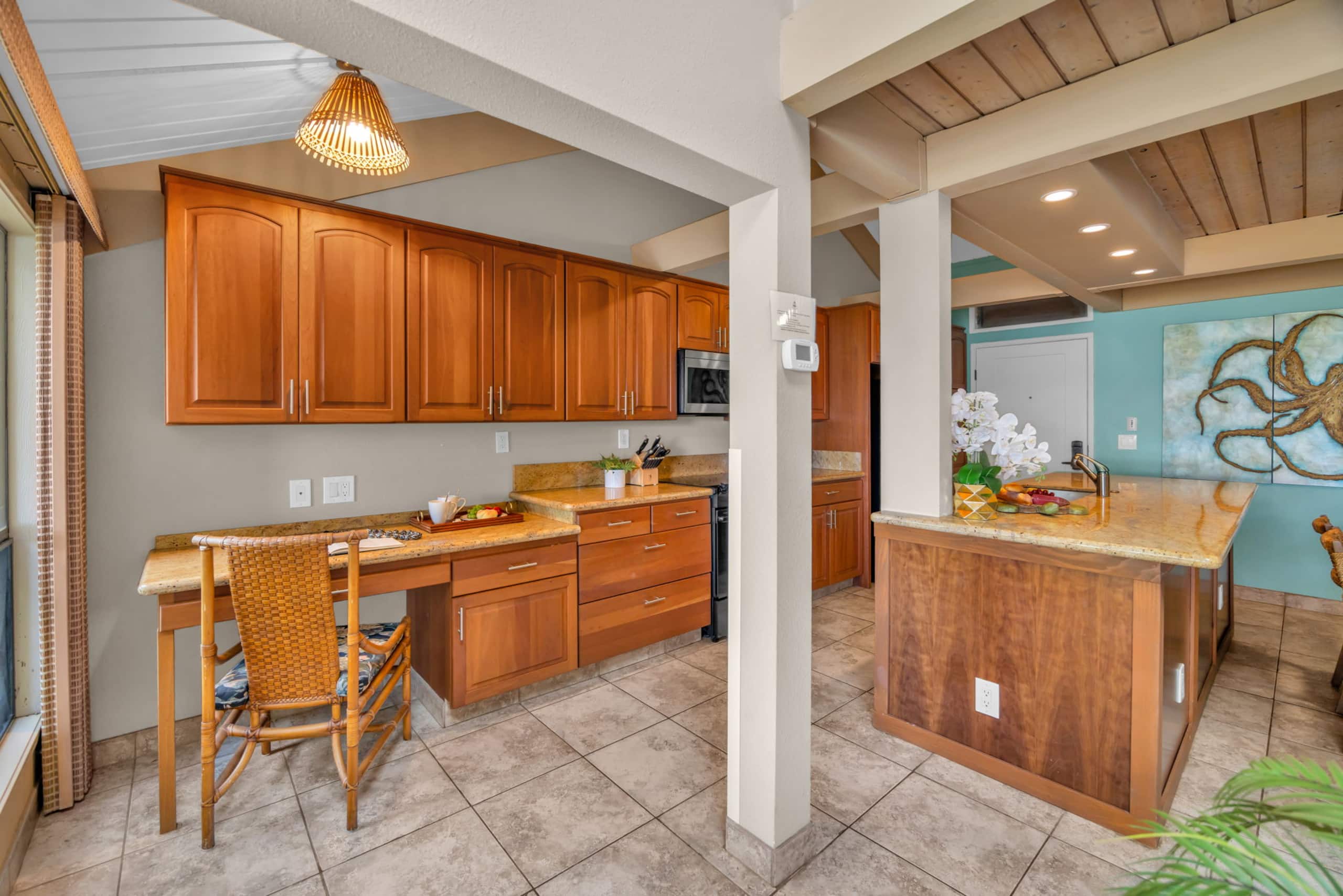 Condo in Lahaina · ★4.8 · 2 bedrooms · 4 beds · 2 baths - Image 24