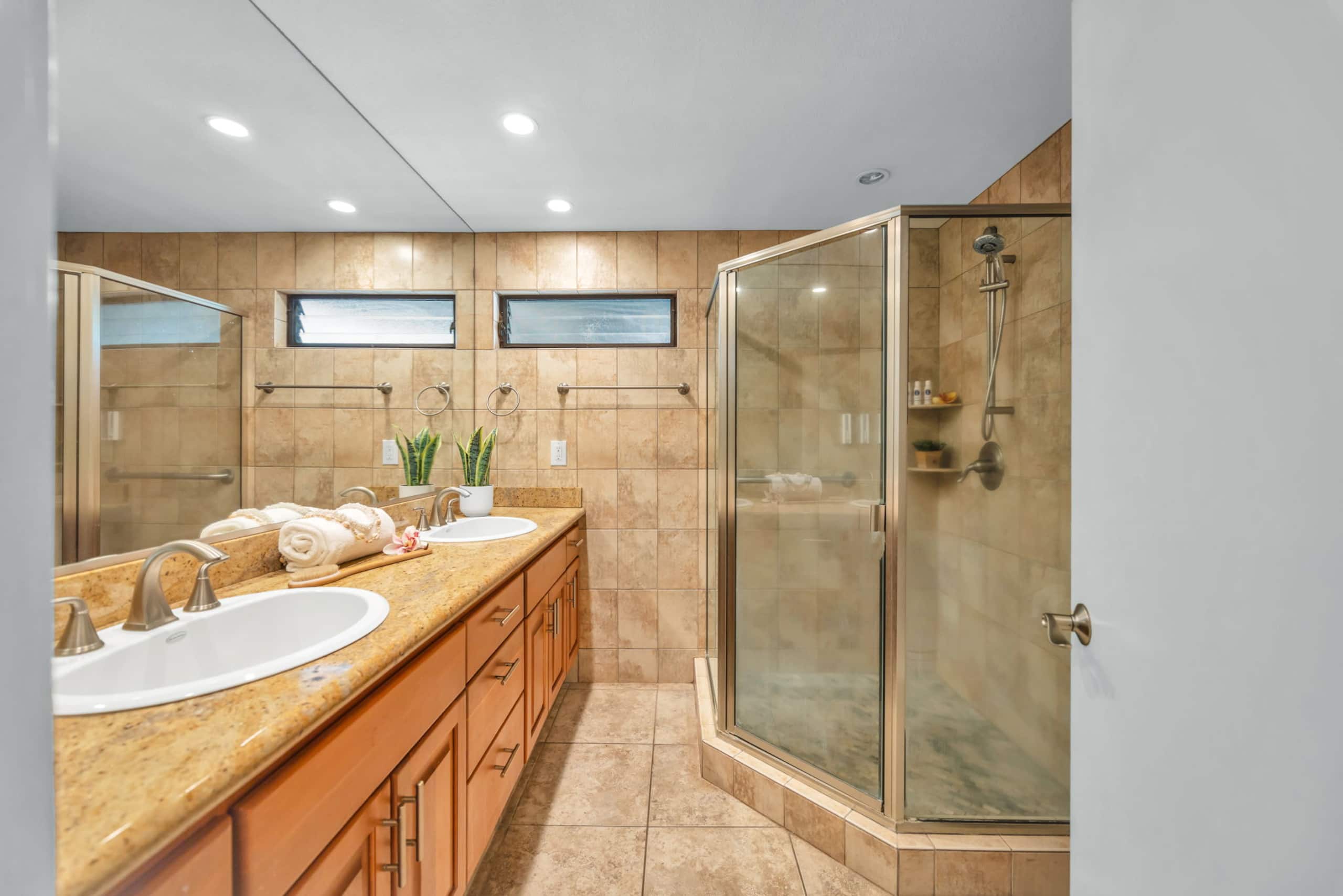 Condo in Lahaina · ★4.8 · 2 bedrooms · 4 beds · 2 baths - Image 43