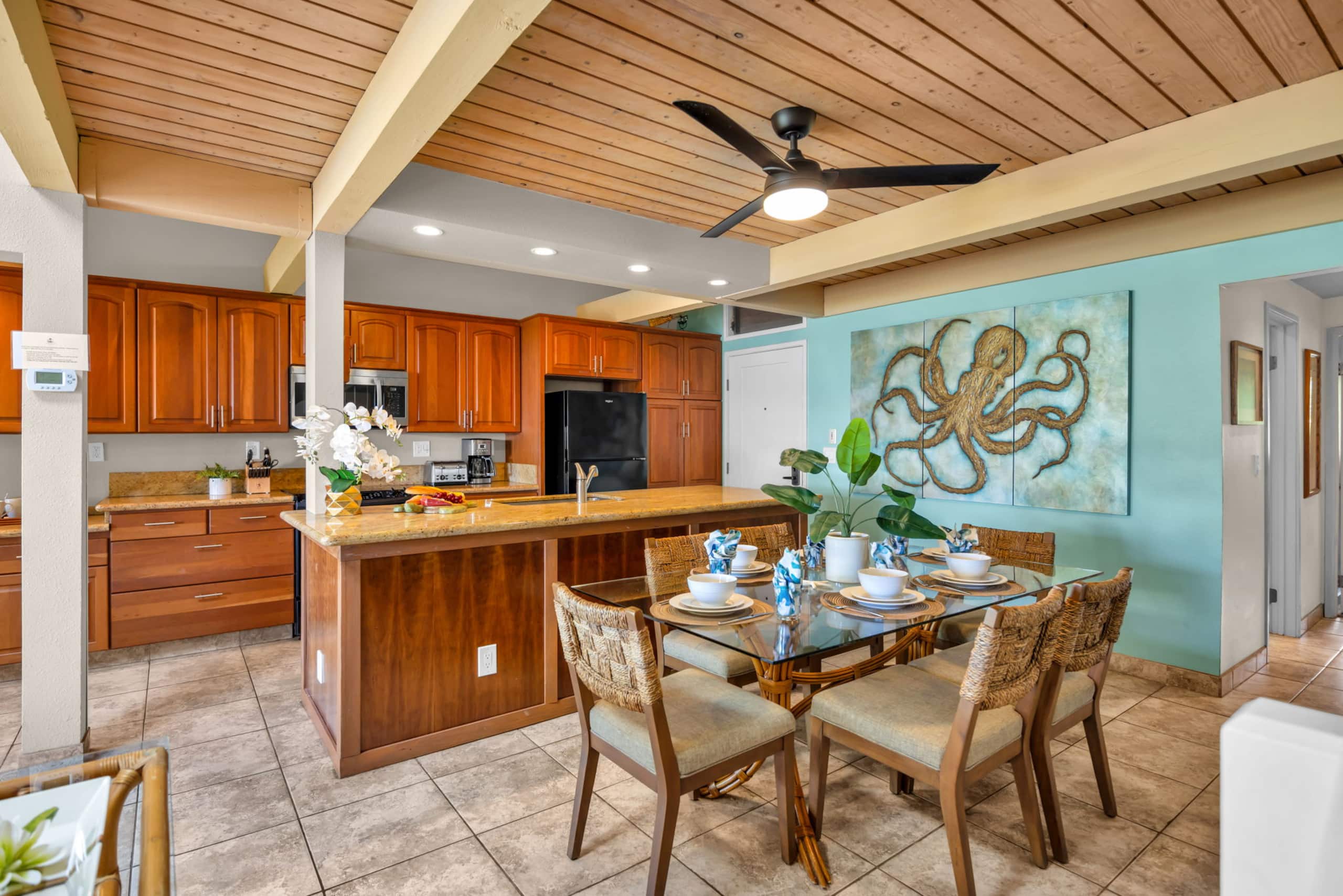 Condo in Lahaina · ★4.8 · 2 bedrooms · 4 beds · 2 baths - Image 20