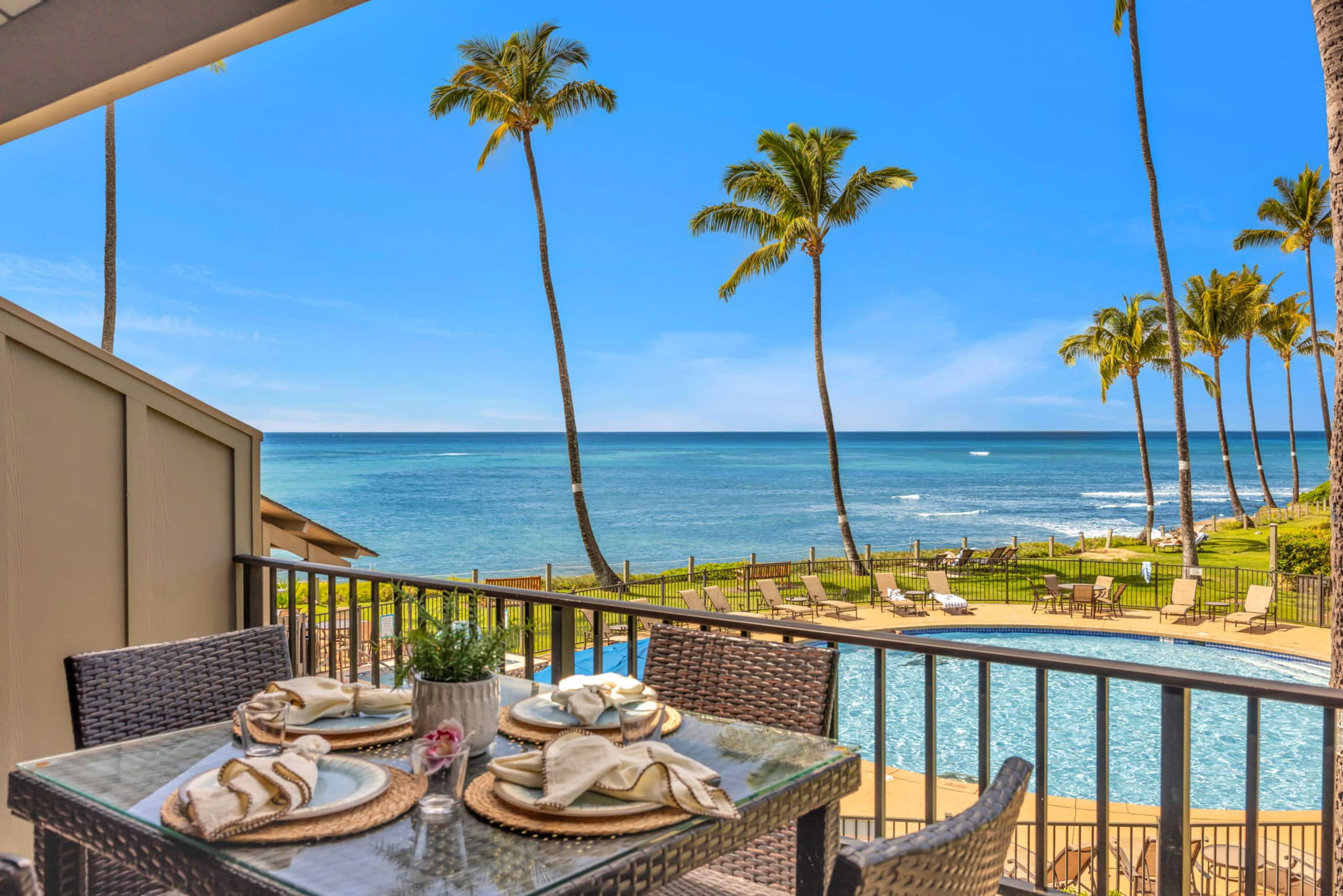 Condo in Lahaina · ★4.8 · 2 bedrooms · 4 beds · 2 baths - Image 8