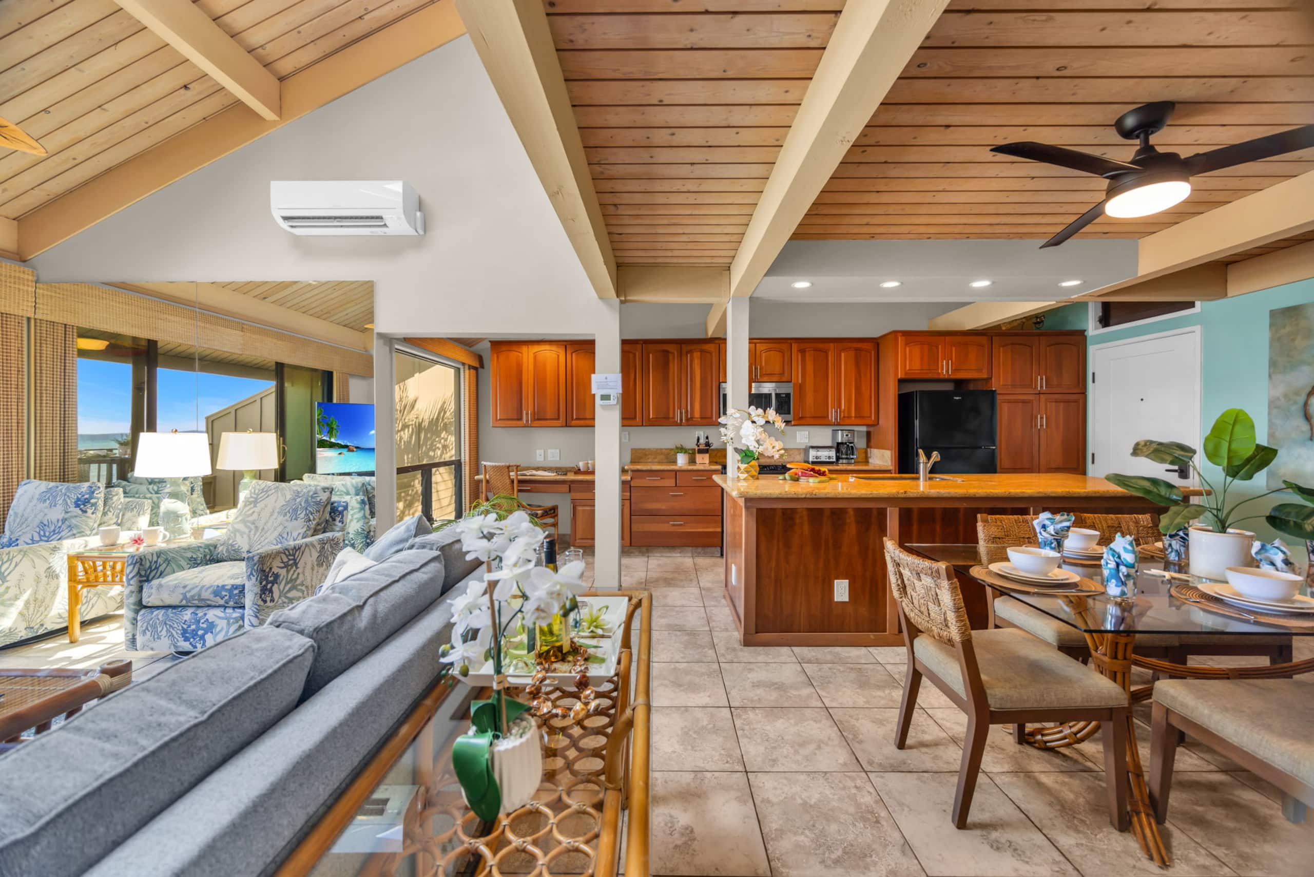 Condo in Lahaina · ★4.8 · 2 bedrooms · 4 beds · 2 baths - Image 16