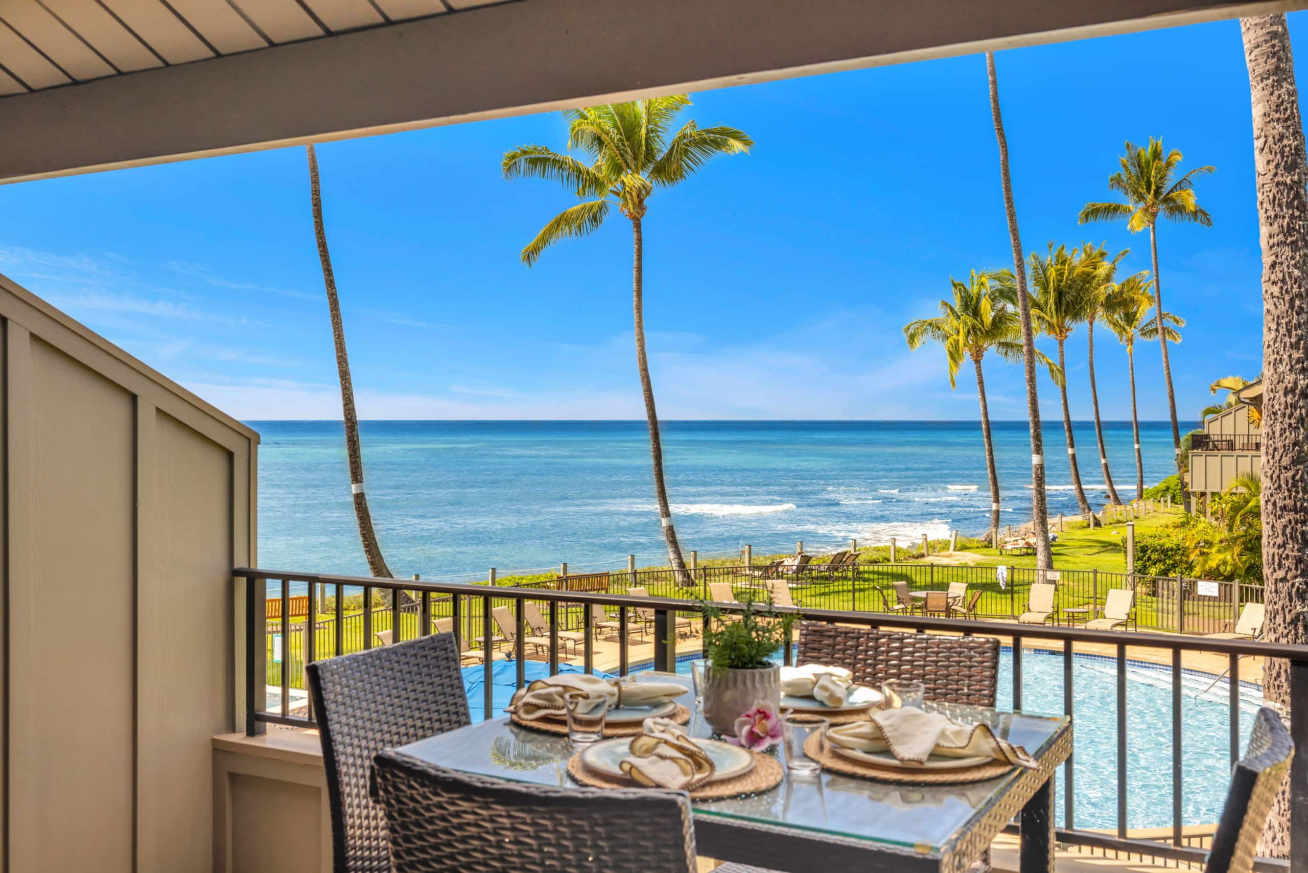 Condo in Lahaina · ★4.8 · 2 bedrooms · 4 beds · 2 baths - Image 10