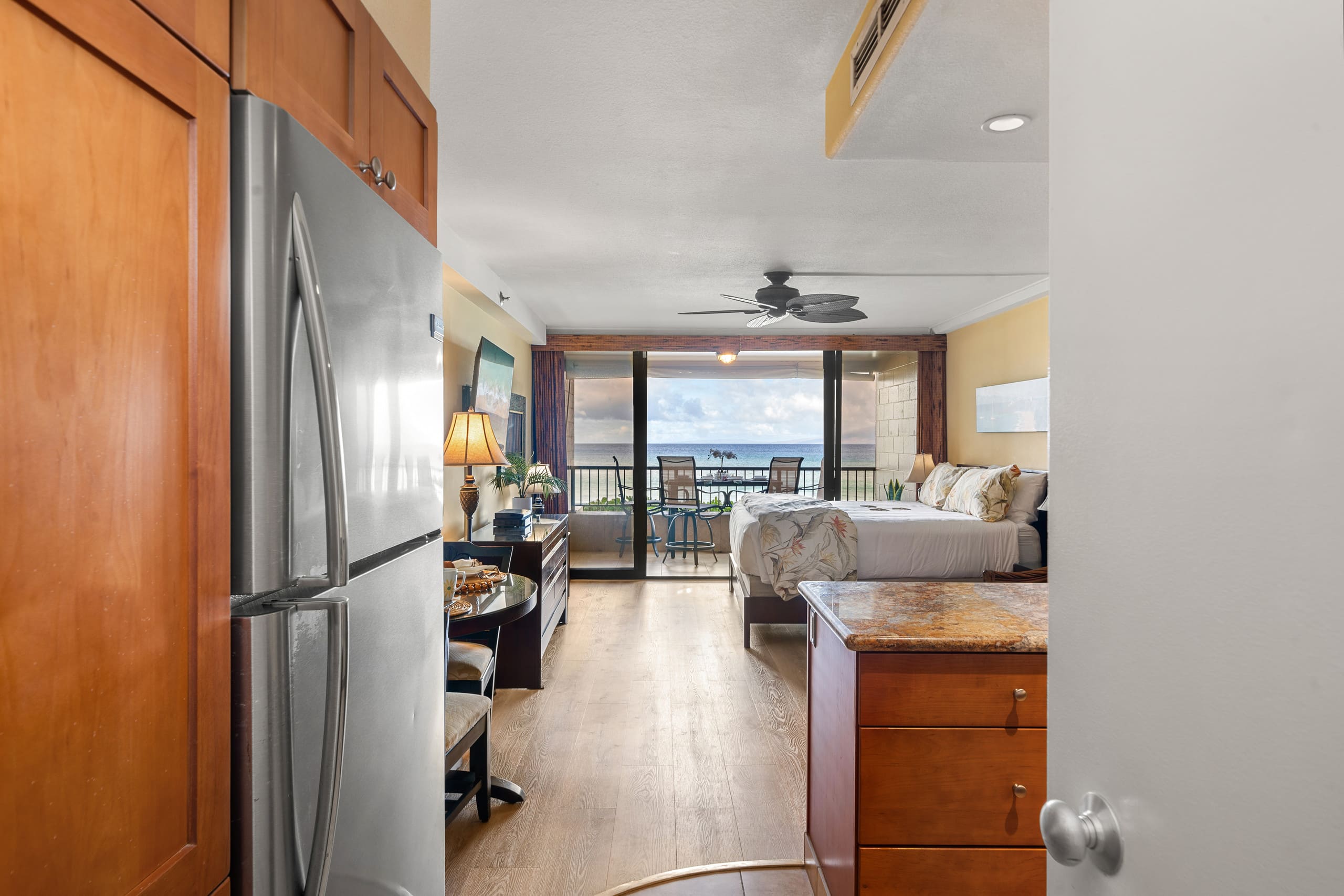 Condo in Lahaina · ★4.63 · 1 bedroom · 2 beds · 1 bath - Image 20