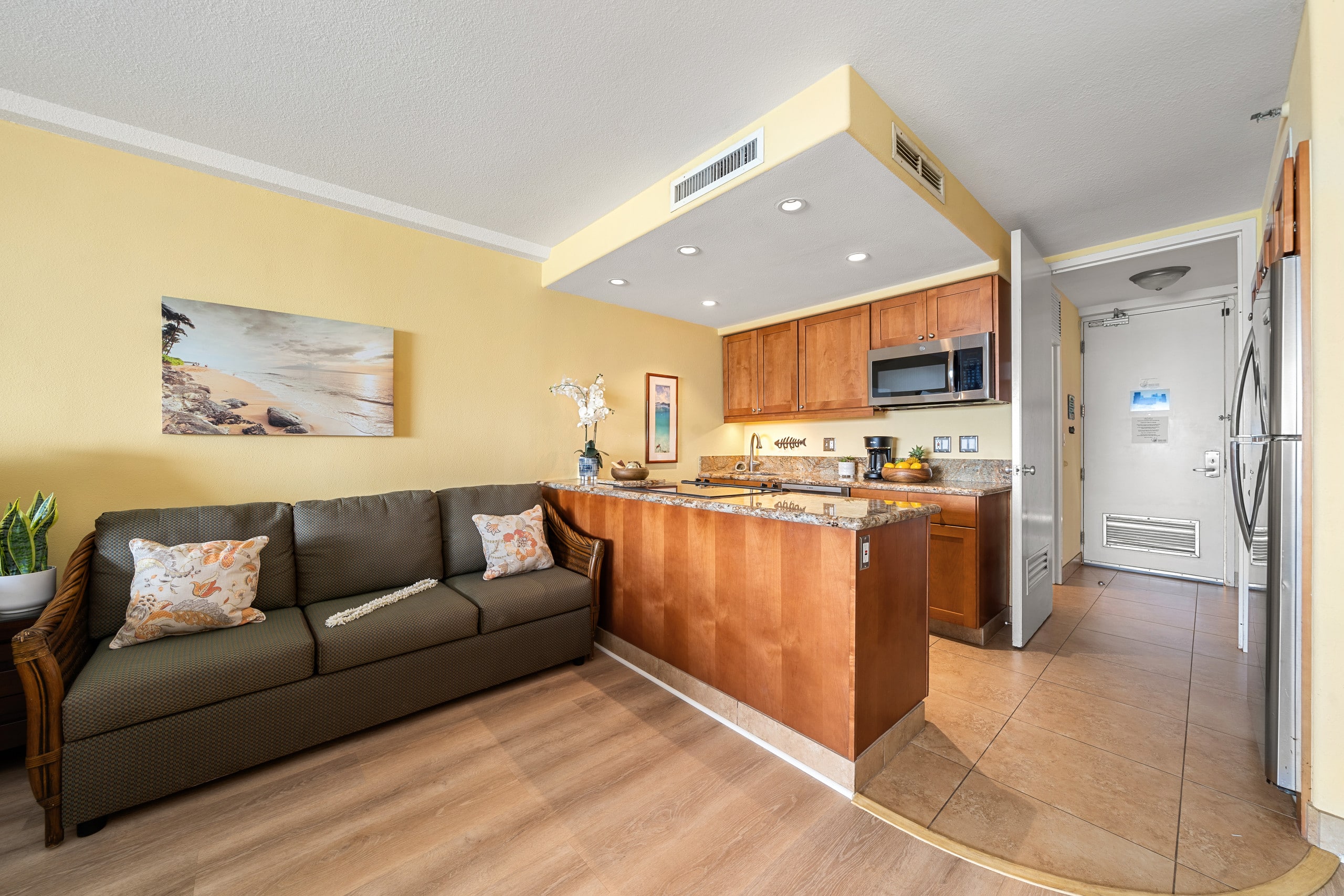 Condo in Lahaina · ★4.63 · 1 bedroom · 2 beds · 1 bath - Image 15