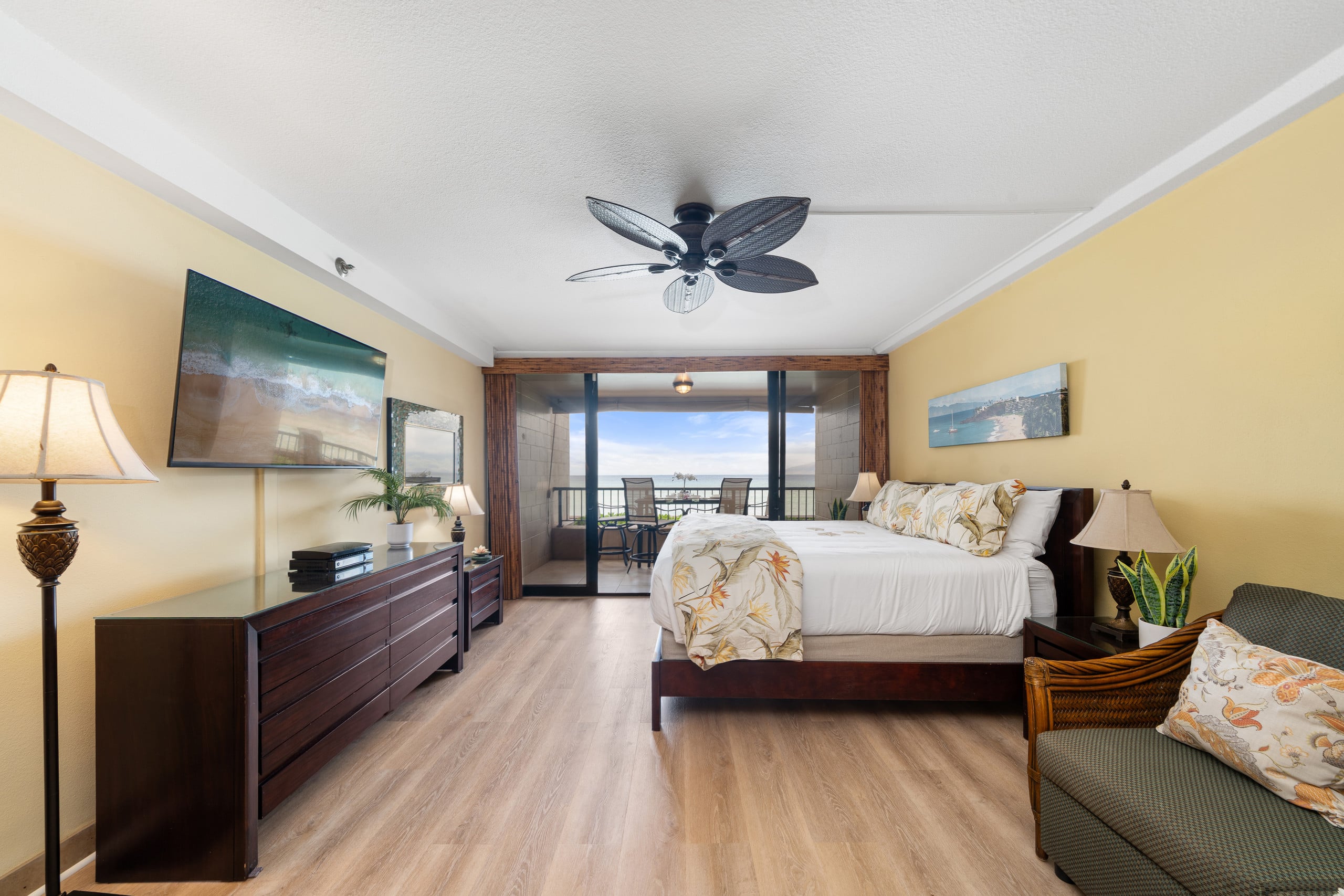 Condo in Lahaina · ★4.63 · 1 bedroom · 2 beds · 1 bath - Image 11