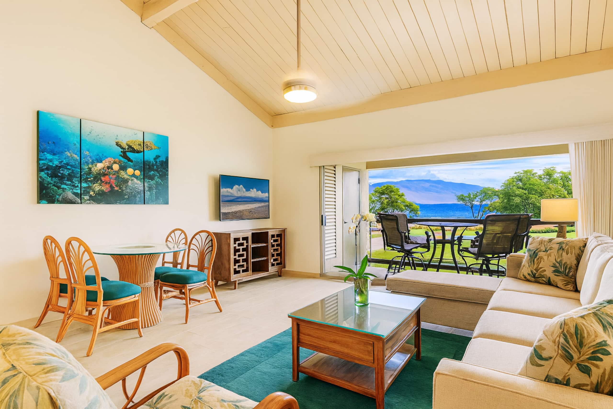 Condo in Kihei · ★4.87 · 3 bedrooms · 3 beds · 2 private baths - Image 4