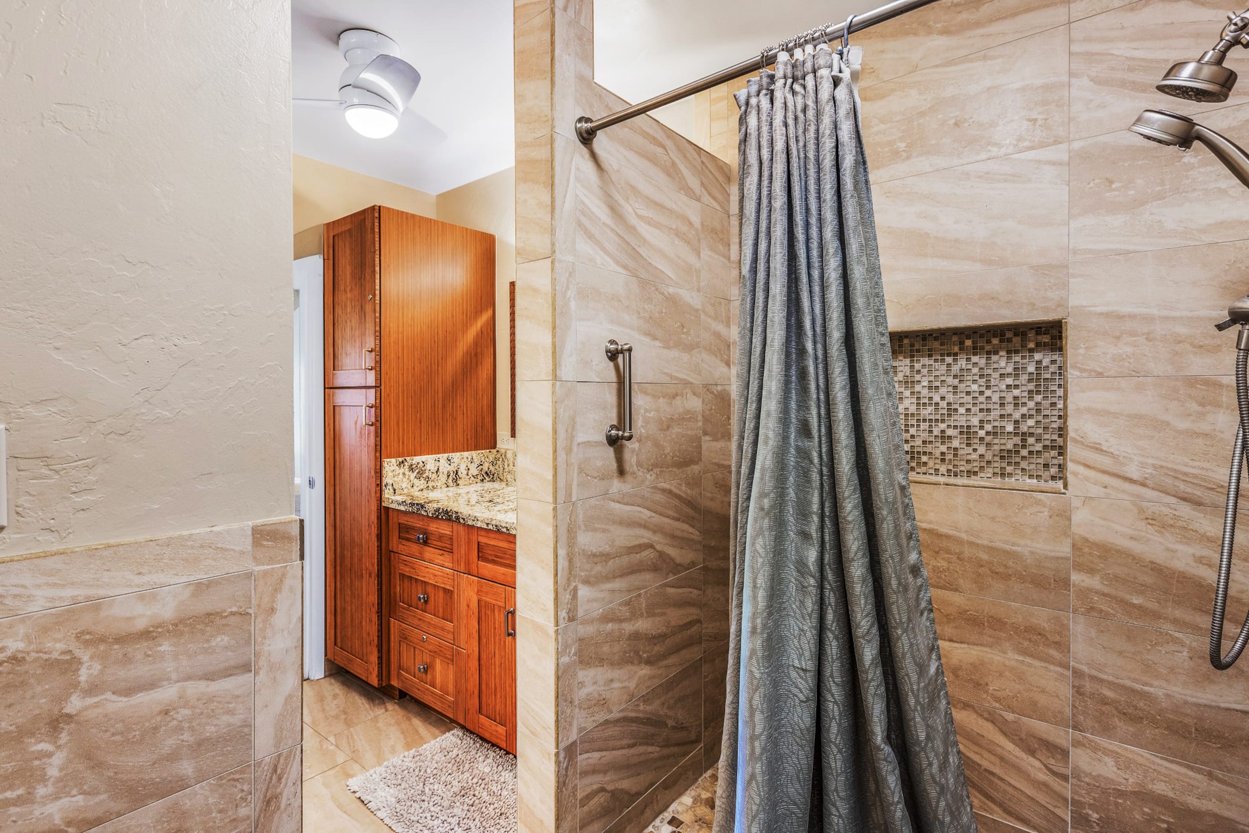 Condo in Kihei · ★4.87 · 3 bedrooms · 3 beds · 2 private baths - Image 17