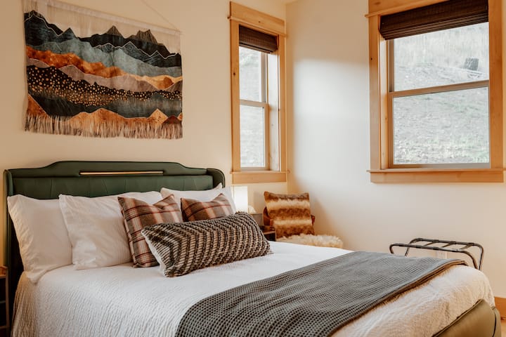 Bedroom 2 has its own private reading nook, as well as a chair that converts into an extra bed, if needed. 