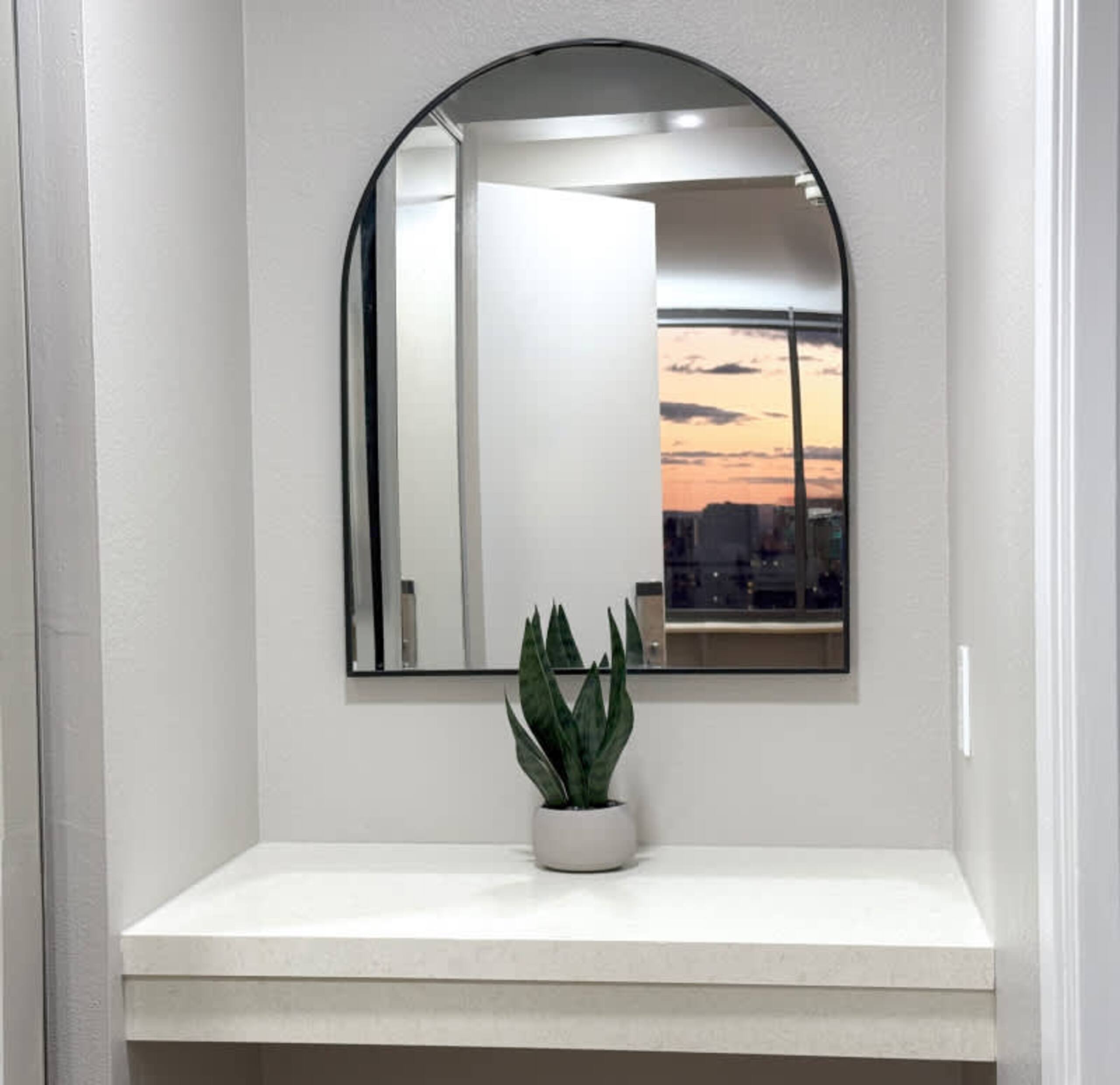 Brand-New Waikiki 2BR/2BA, Ocean View, Workspace - Image 15