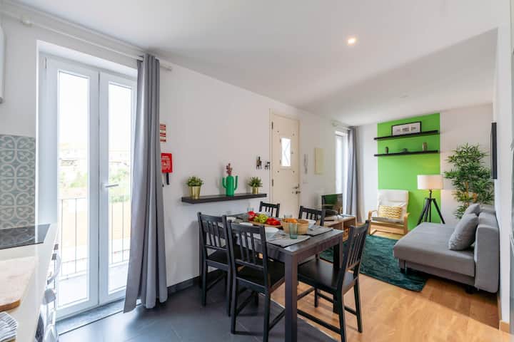 Charming 3br Duplex Near Campo De Ourique - Benfica