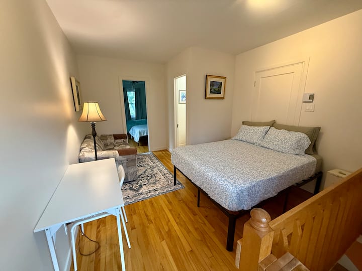 Საძინებელი 4 + საშხაპე ოთახი 