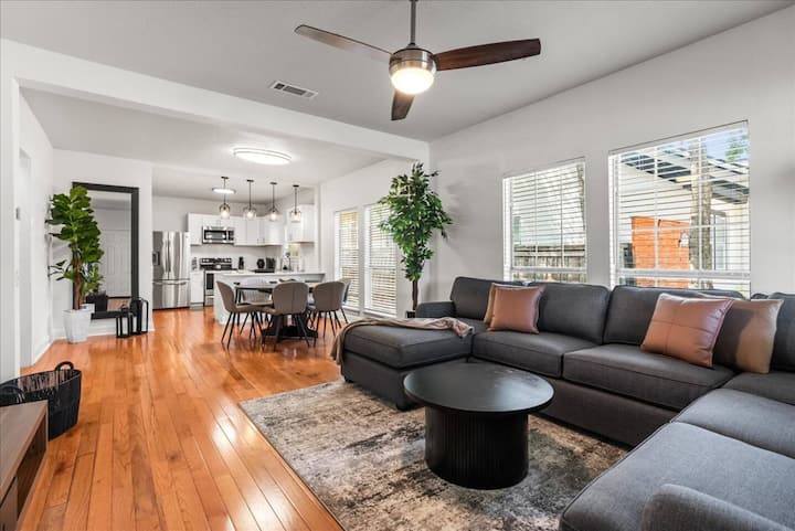 Comfortable Dallas Home | Game Room • Pool - Dallas