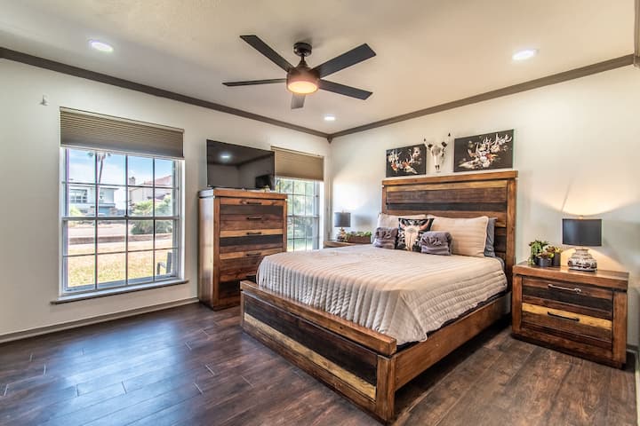 Cama doble tamaño queen 