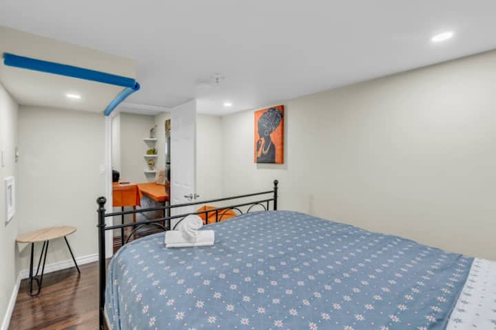 Გაწმინდეთ ხაზები, თეთრეული და ყველაფერი, რაც გჭირდებათ, რომ თავი ისე იგრძნოთ, როგორც საკუთარ სახლში.