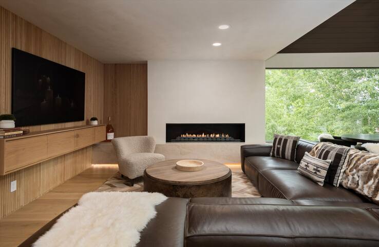 ONYX lodge | Slope-Side Alpine Escape | Sauna+Spa