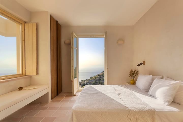 The first of three double bedrooms on the lower floor. (Bedroom 1)