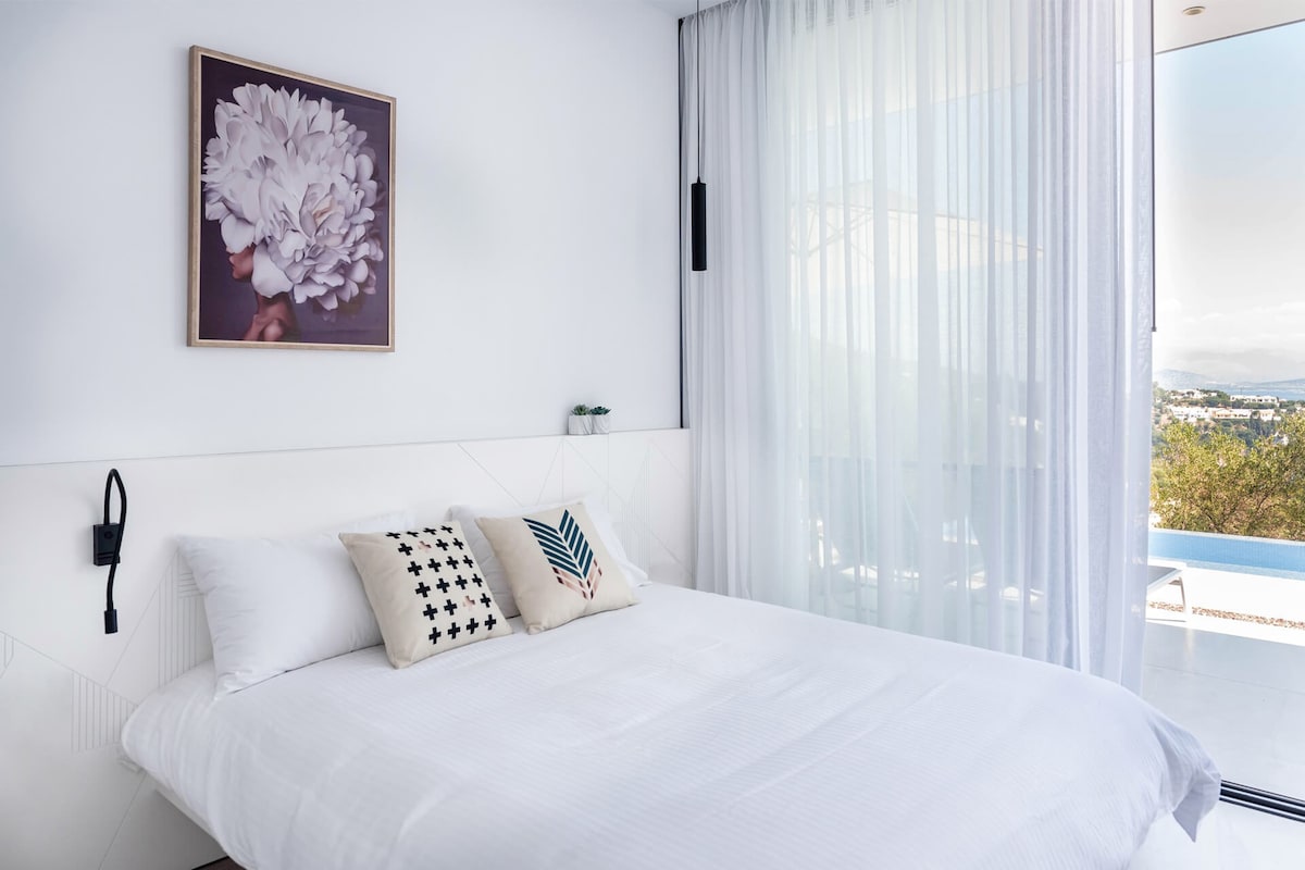 El tercer dormitorio también es un doble con vistas al mar. (Dormitorio 3)